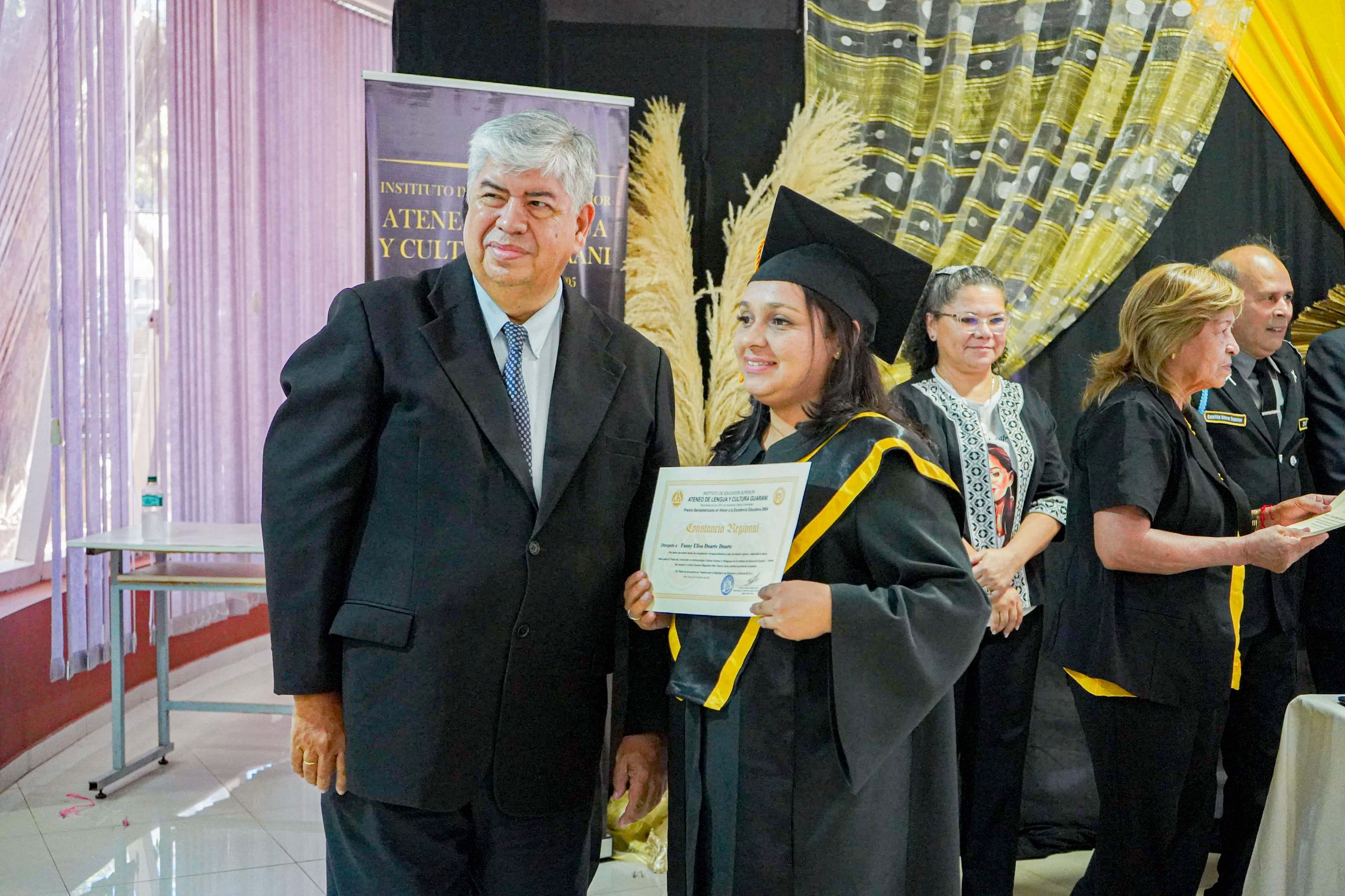 El Ateneo de Lengua y Cultura Guaraní celebra a sus nuevos egresados en la UPE Franco