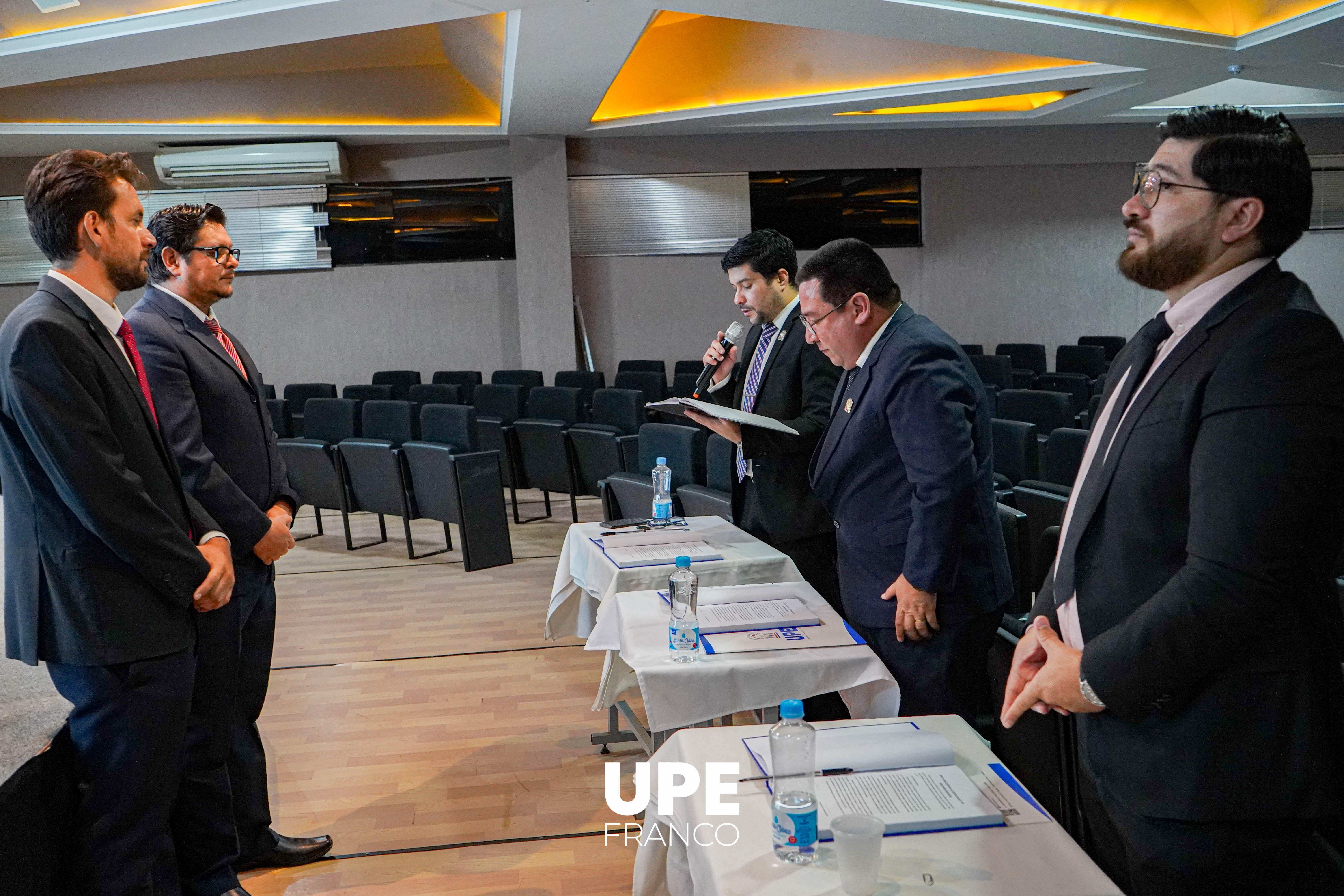 Culminación exitosa de TFG en Ingeniería Electromecánica