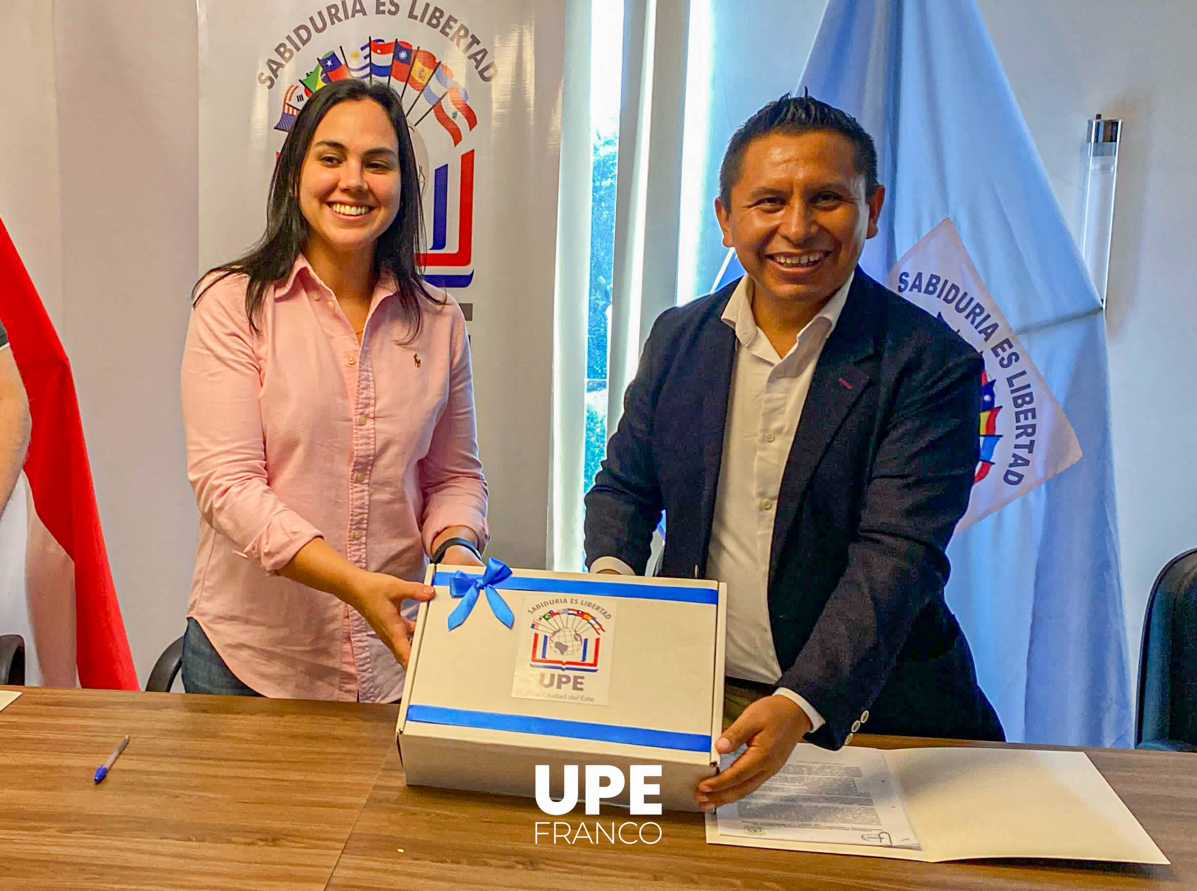 UPE firma convenio de cooperación con el Centro de Investigación y Desarrollo de Ecuador (CIDE) 