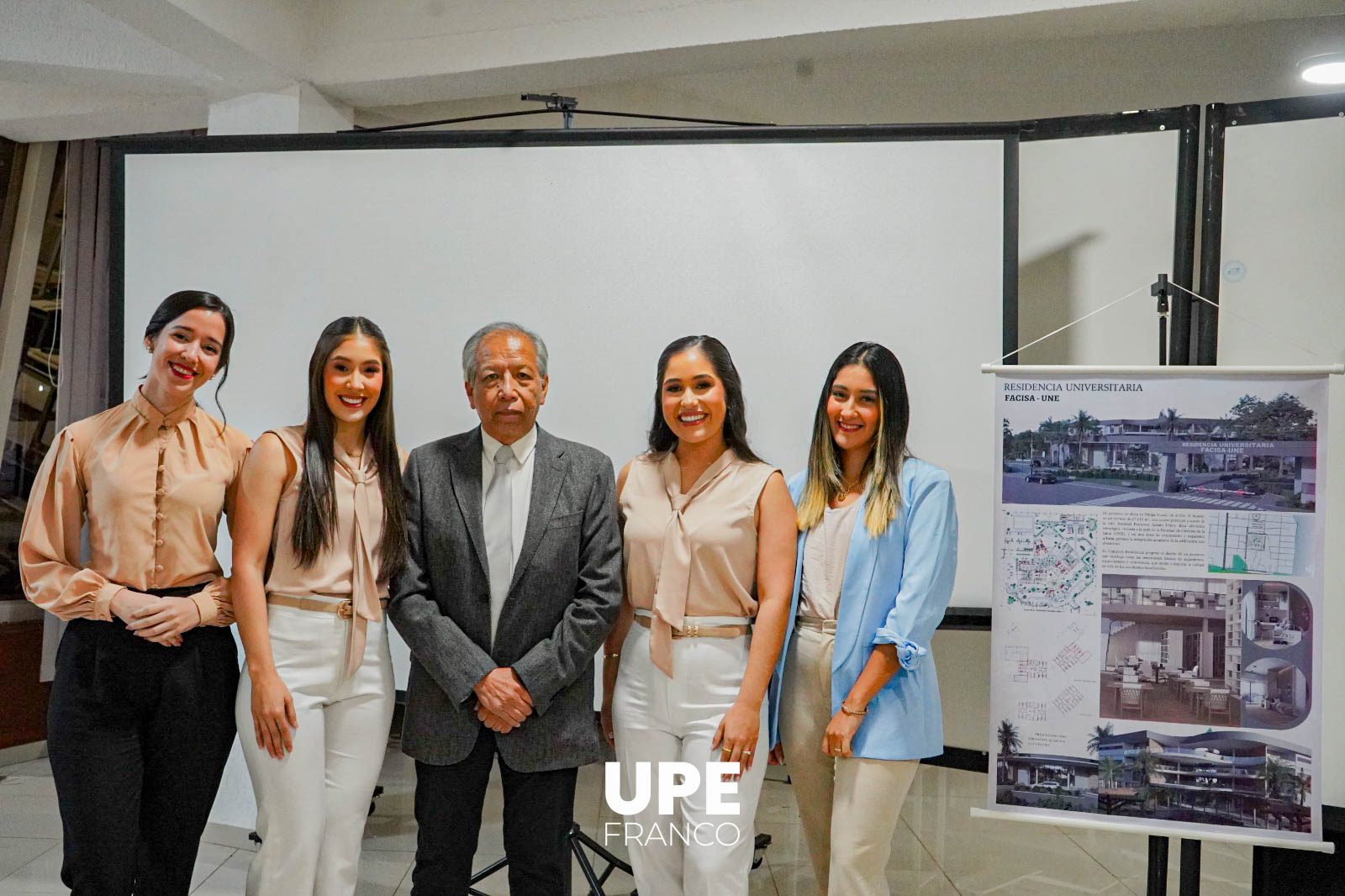 Presentación de TFG: Arquitectura al Servicio de la Educación y la Comunidad