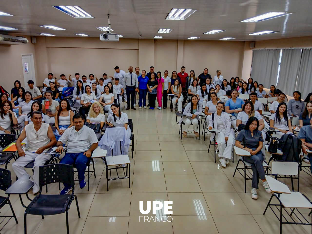 Inicio de actividades de extensión universitaria en la carrera de Odontología