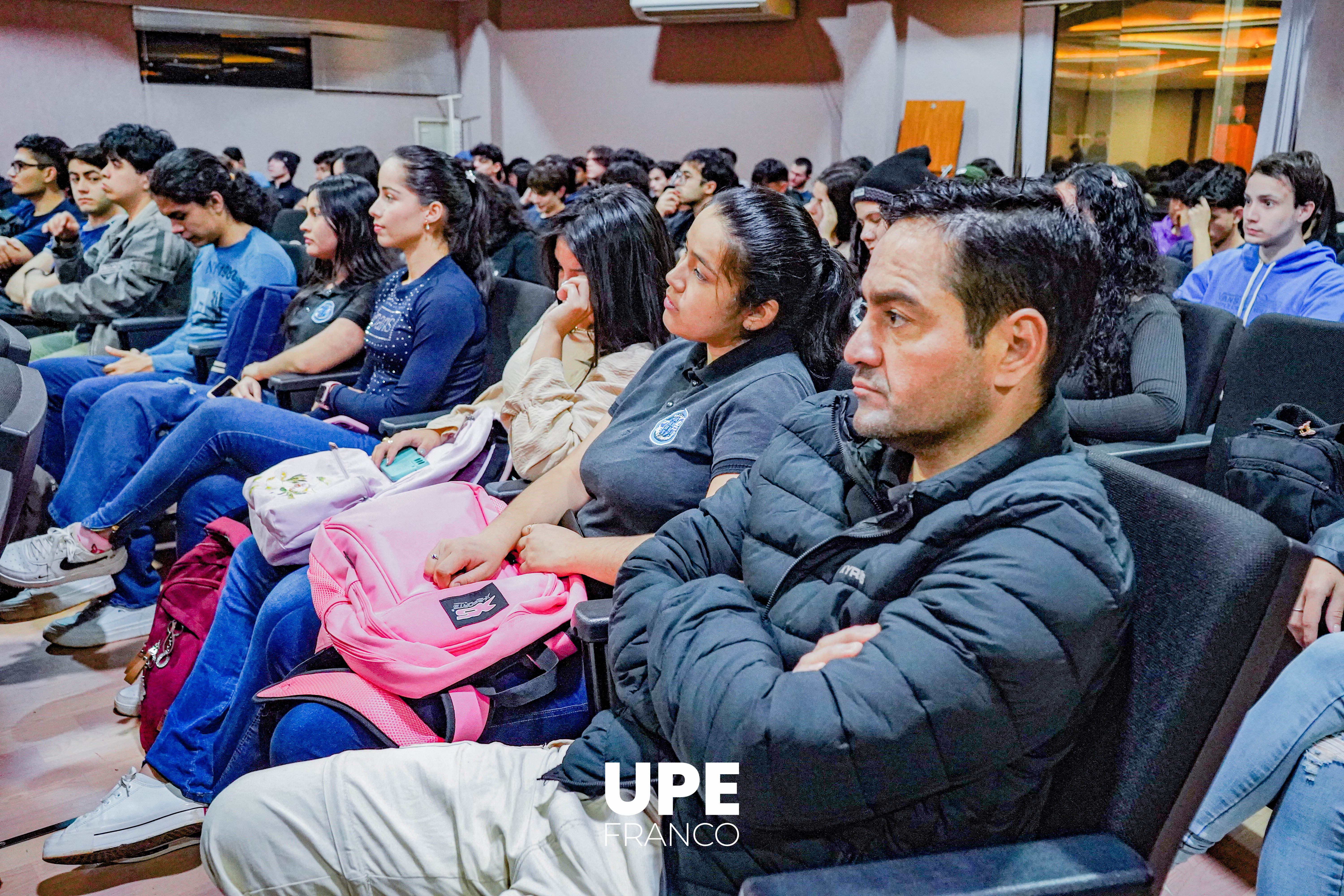 Facultad de Ciencias de la Informática al frente del FLISoL 2025: Tecnología y formación de calidad en UPE Franco