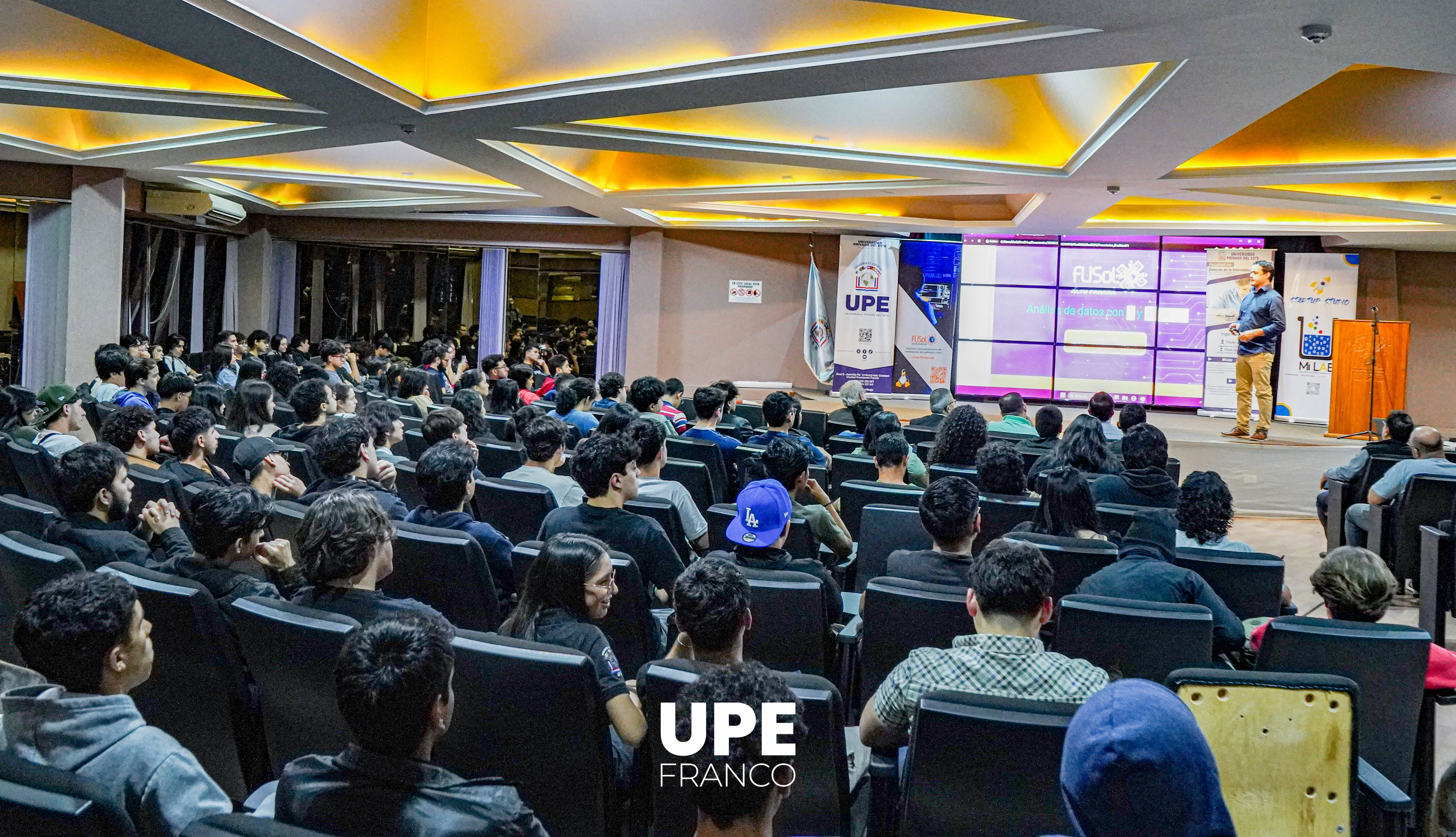 Facultad de Ciencias de la Informática al frente del FLISoL 2025: Tecnología y formación de calidad en UPE Franco