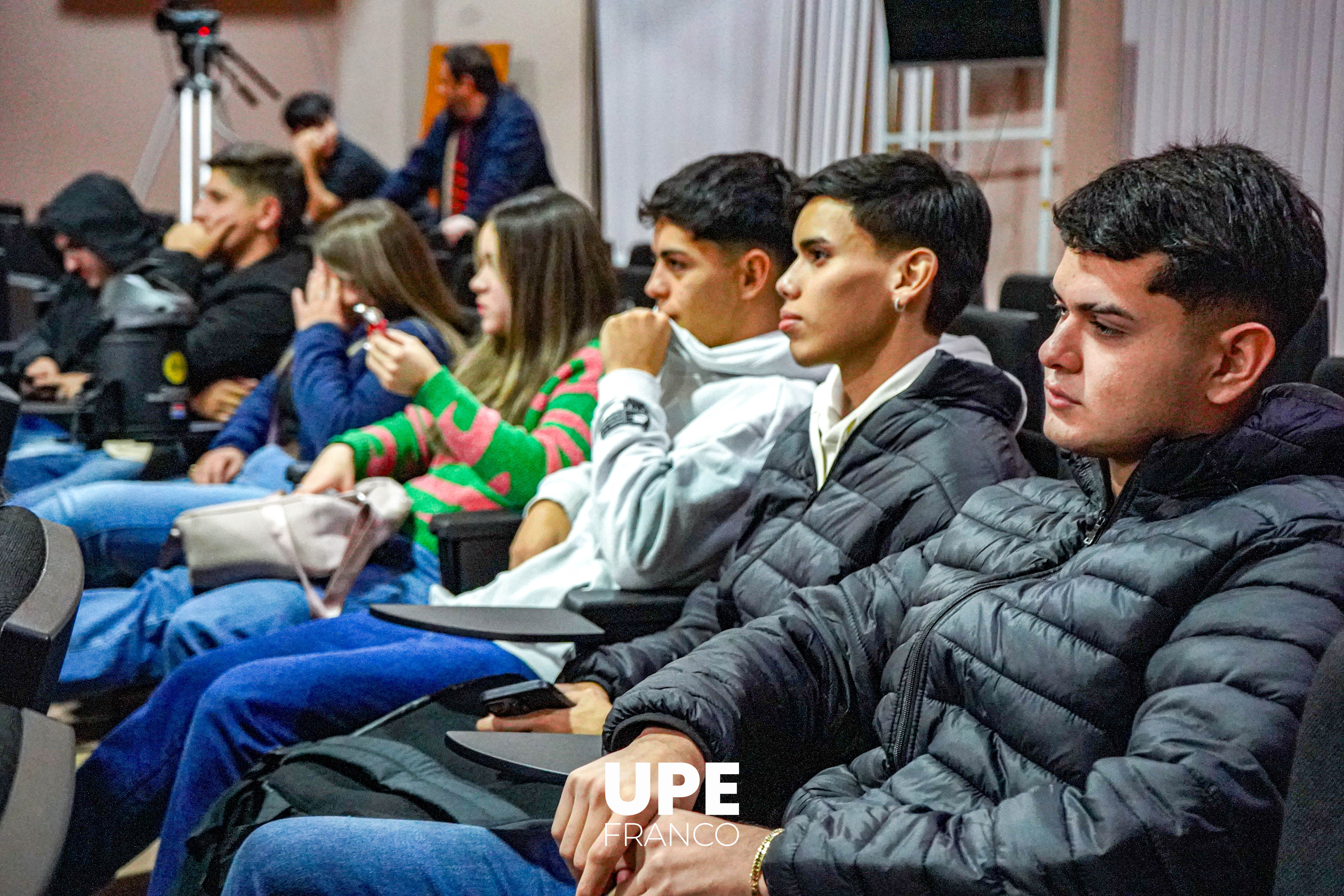 Paraguay al Espacio: UPE Franco recibió a la Agencia Espacial del Paraguay