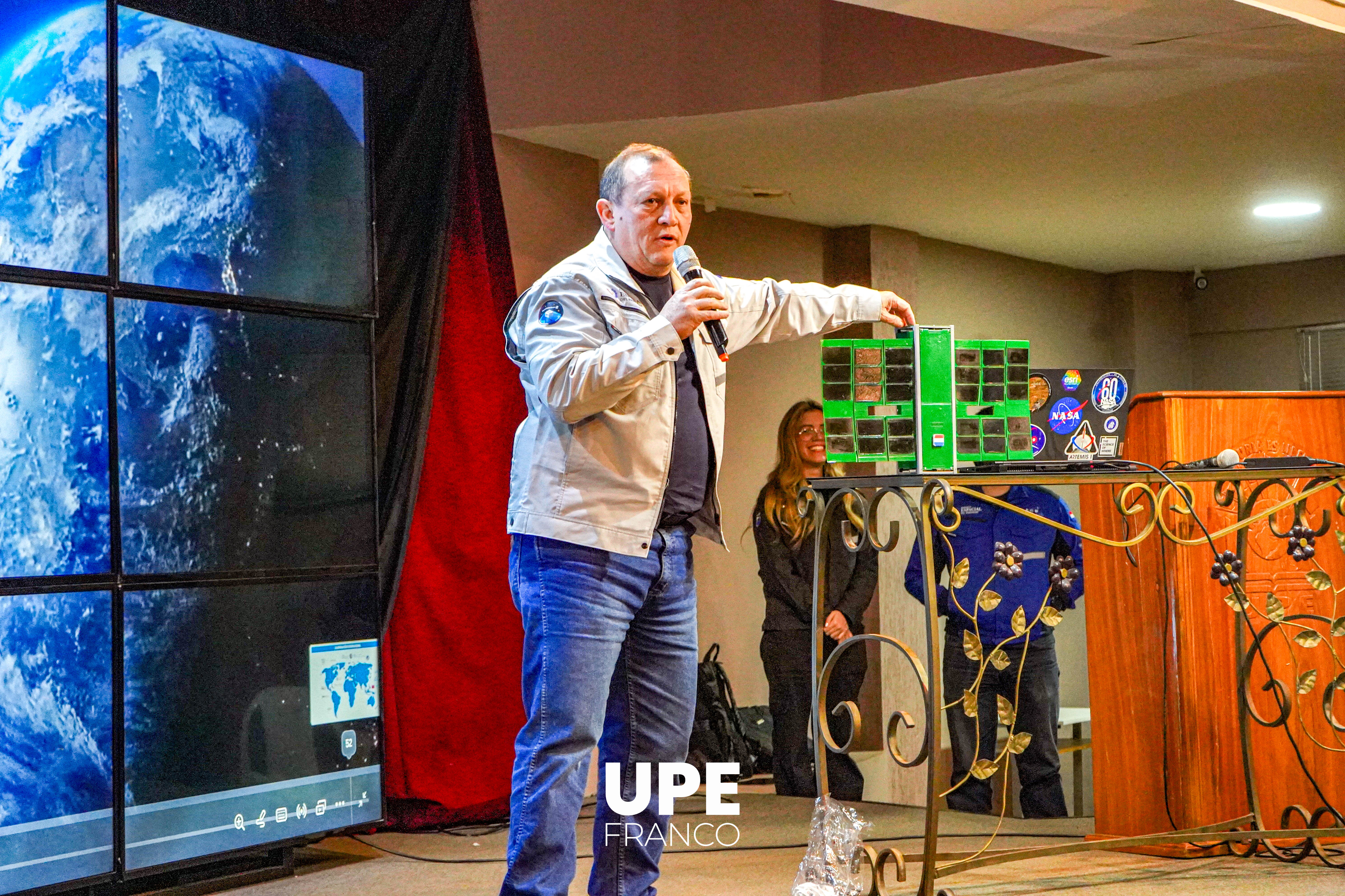 Paraguay al Espacio: UPE Franco recibió a la Agencia Espacial del Paraguay