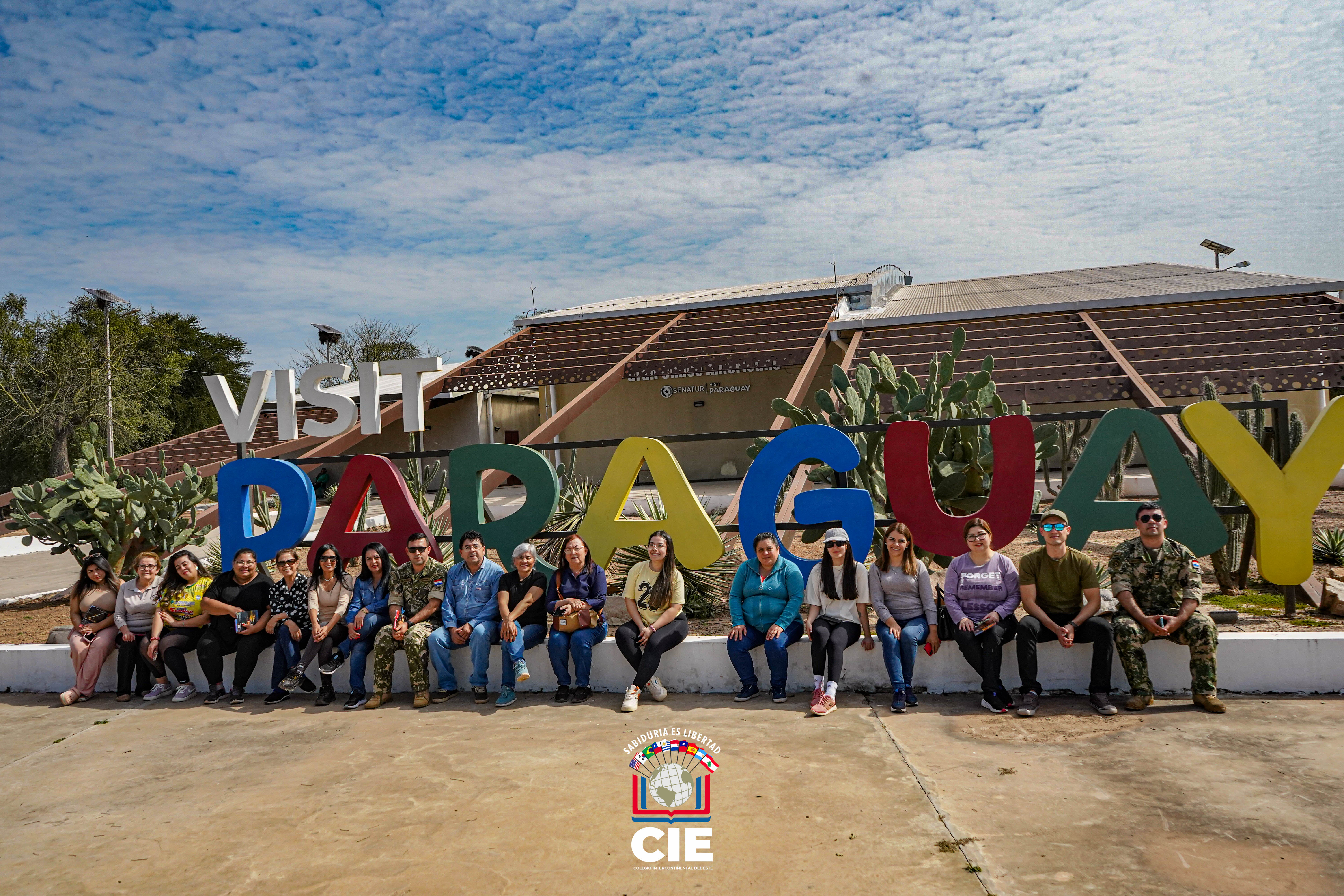 Proyecto “Cultura y Tradición”: Educadores del Colegio Intercontinental del Este visitan el Chaco paraguayo