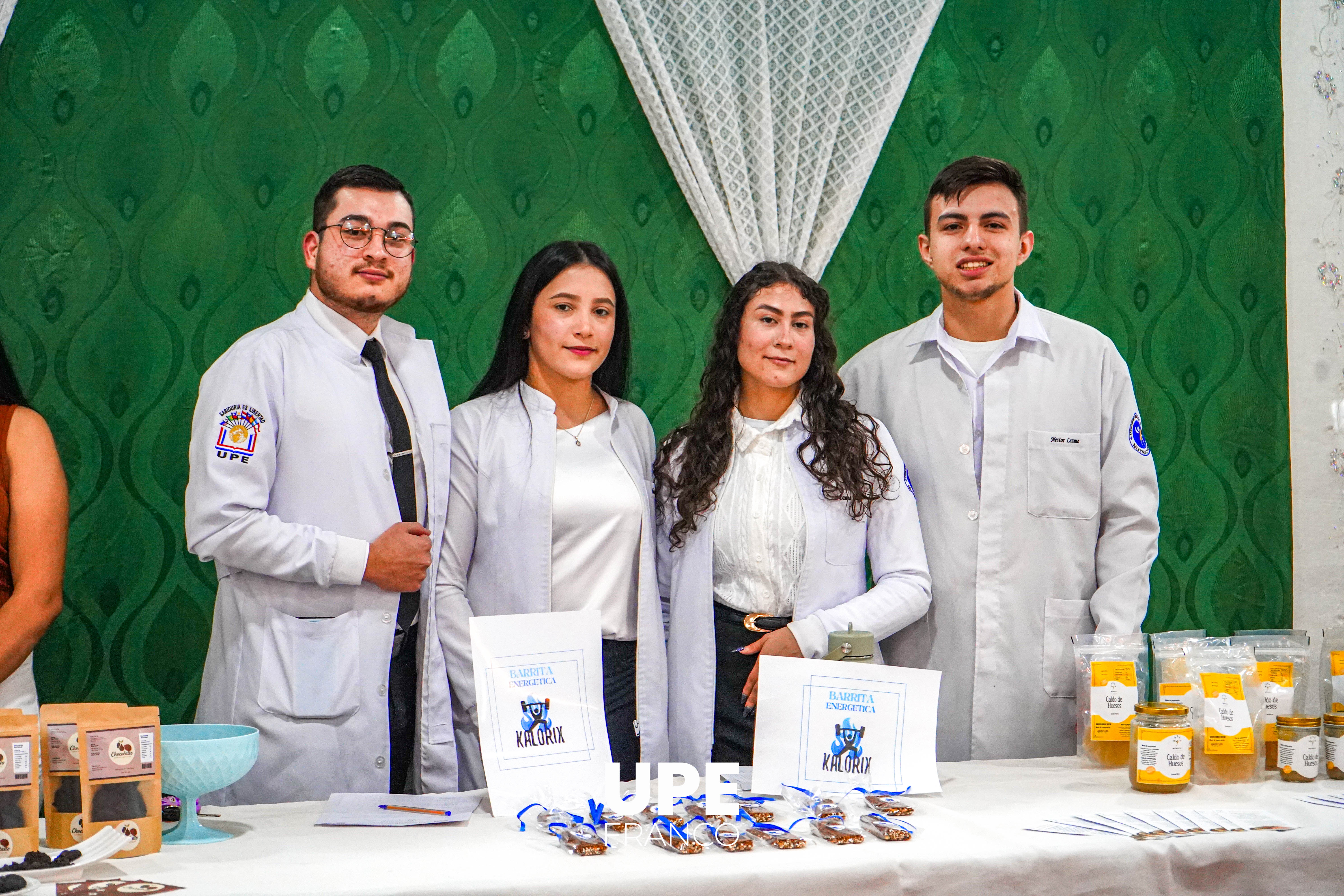 Estudiantes de Nutrición presentan proyectos de Gestión y Marketing Nutricional: Examen final