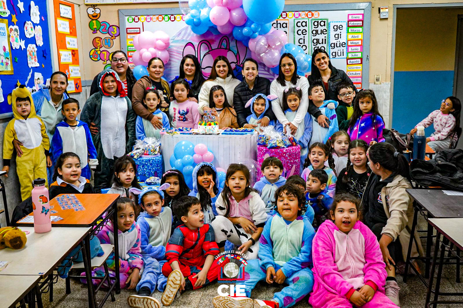 Acto de Celebración por el Día el Niño en el Colegio Intercontinental del Este