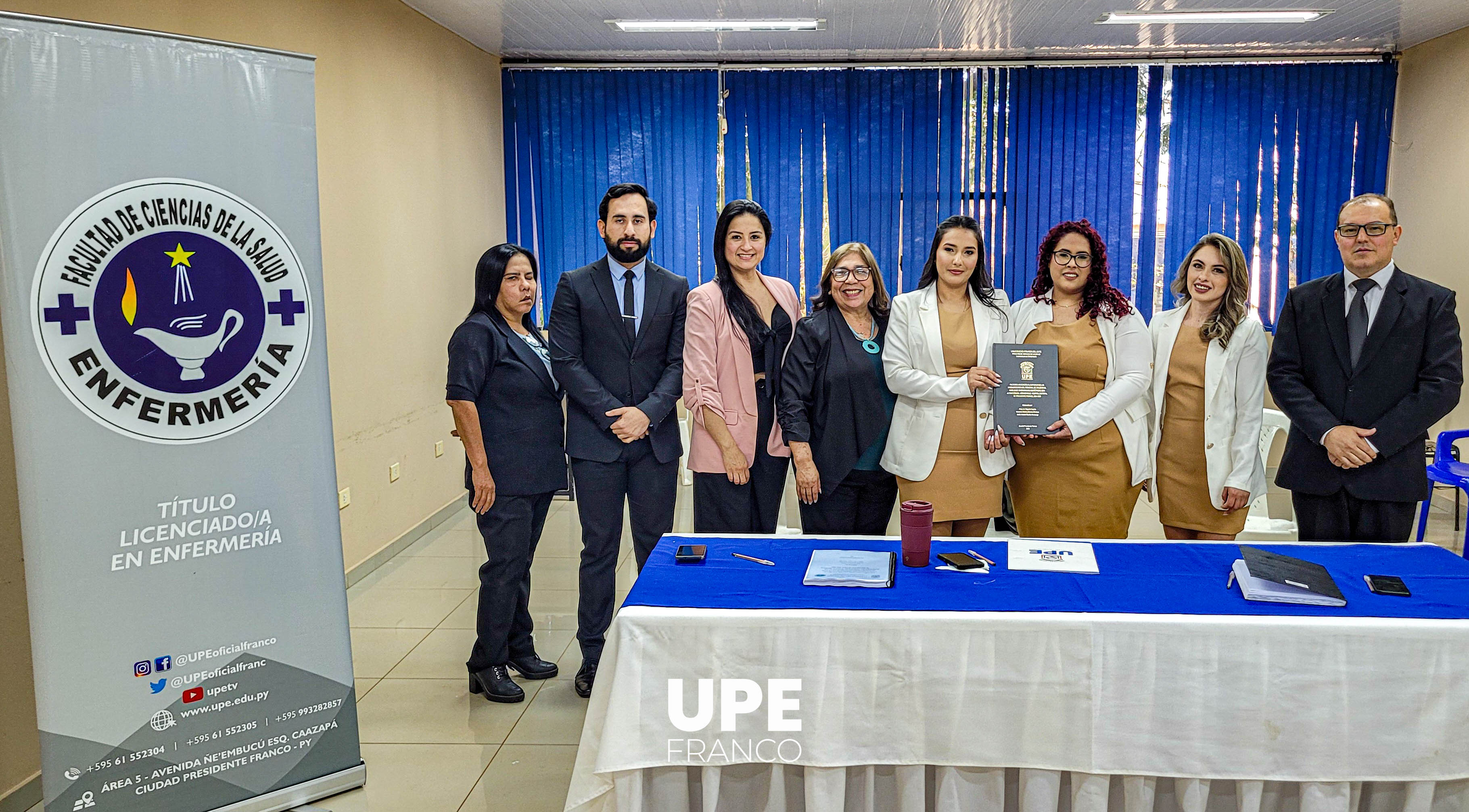 Exitosa Defensa de Trabajos Finales de Grado en Enfermería y Nutrición - UPE FRANCO
