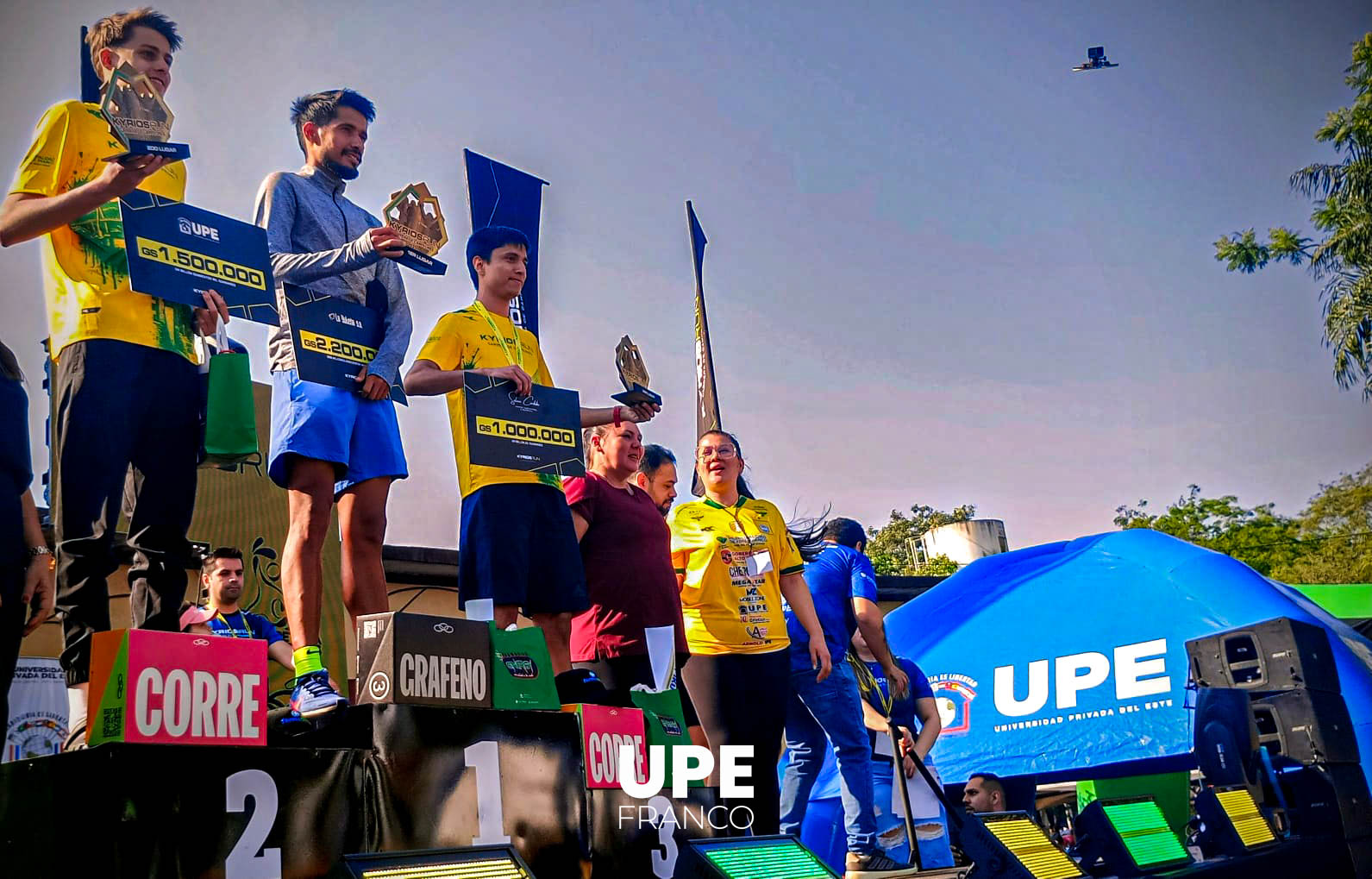 La UPE en el Podio de la Corrida de Campeones KYRIOS