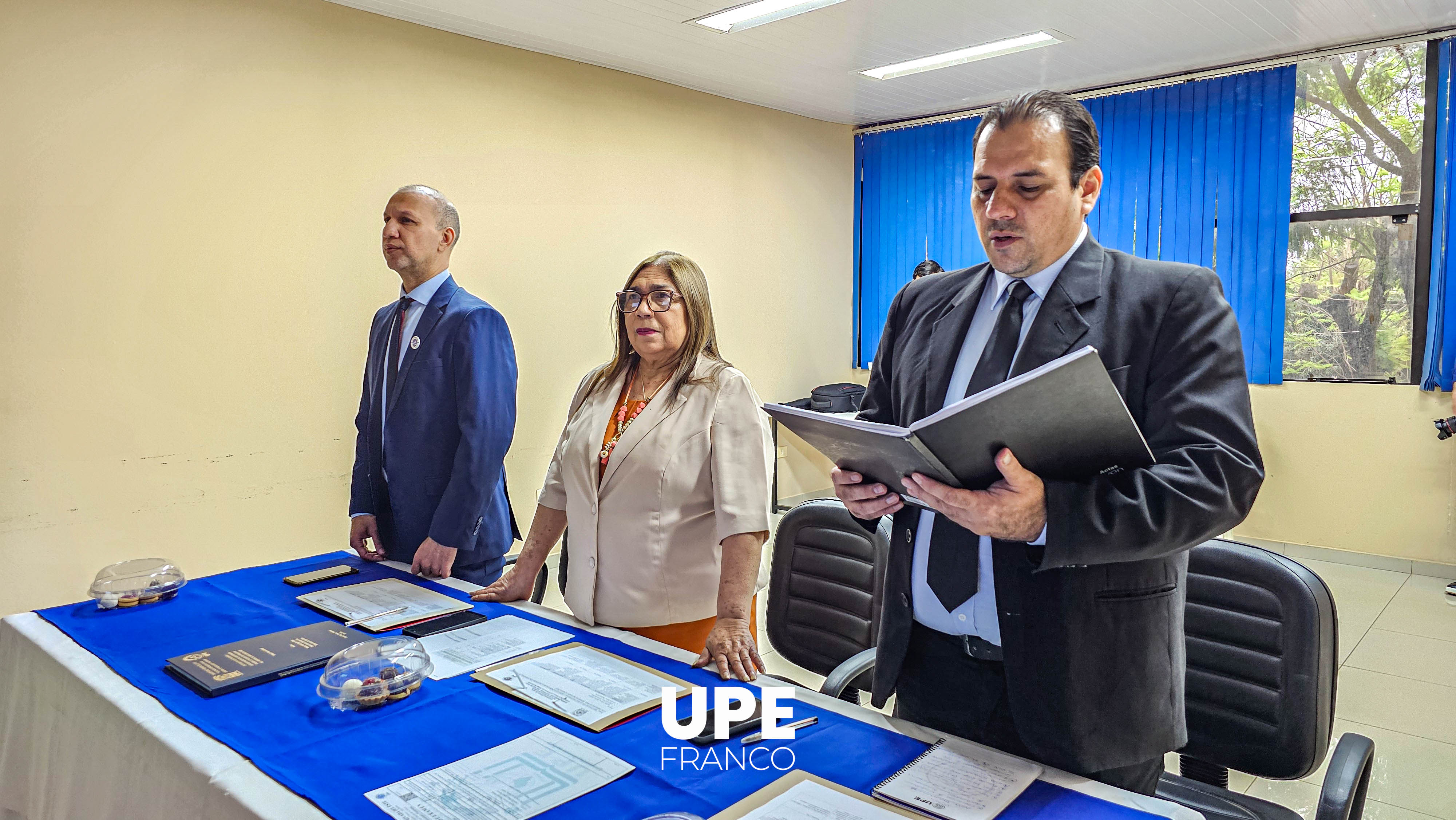 Nuevos Egresados de la carrera de Kinesiología y Fisioterapia: Defensa de Trabajo Final de Grado