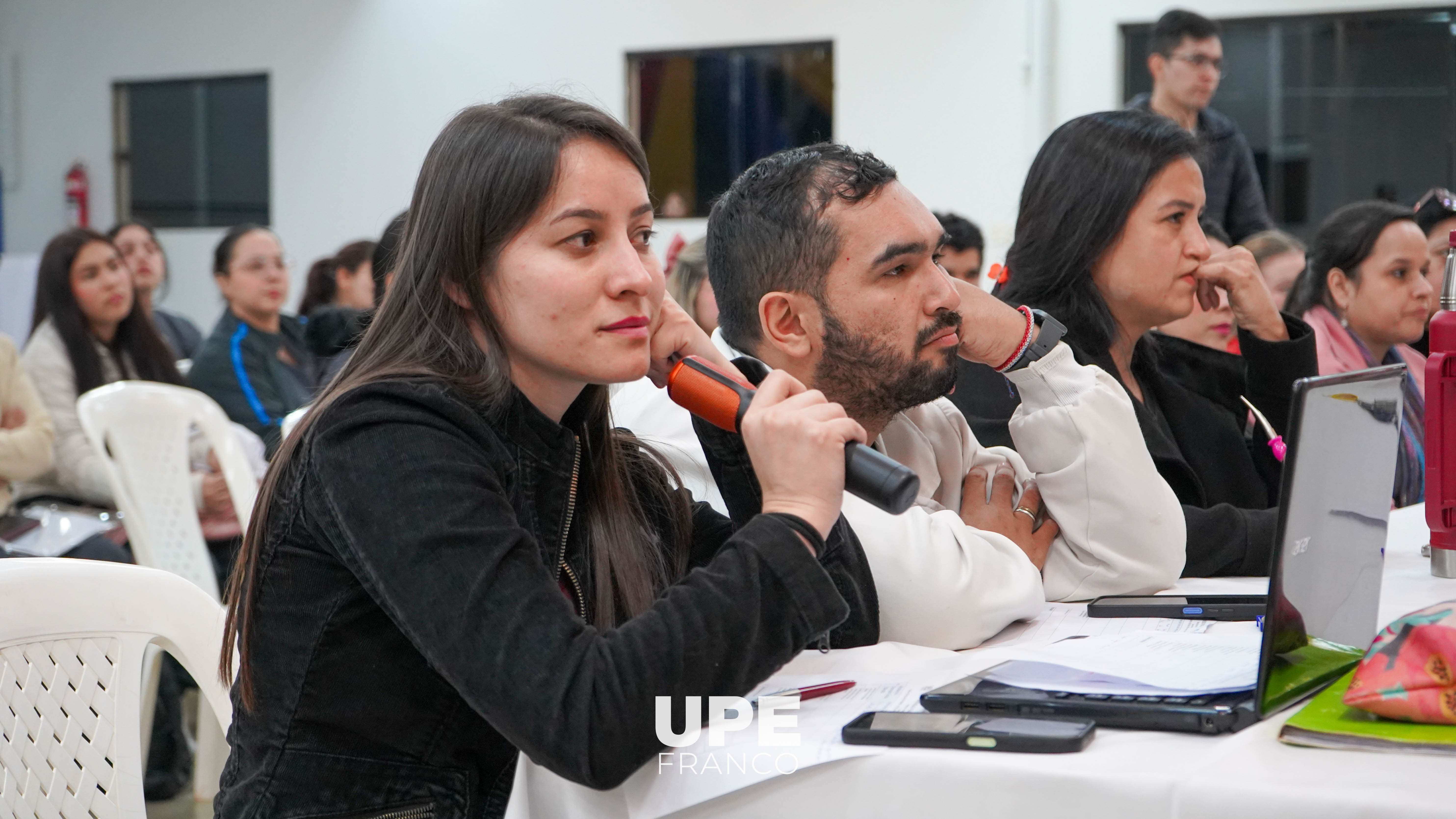 ESTUDIANTES DE ENFERMERÍA REALIZARON SIMULACIÓN DE CASOS CLÍNICOS EN EL MARCO DE UN PROYECTO DE INTEGRACIÓN DE MATERIAS