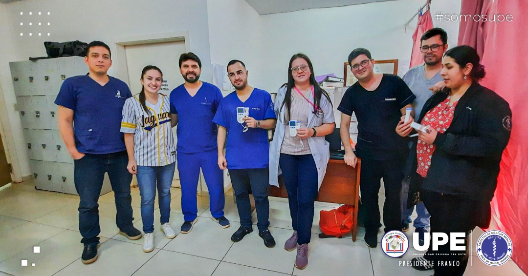Equipo Atlético Jaguares de Medicina entrega donaciones al Hospital Regional de Ciudad del Este