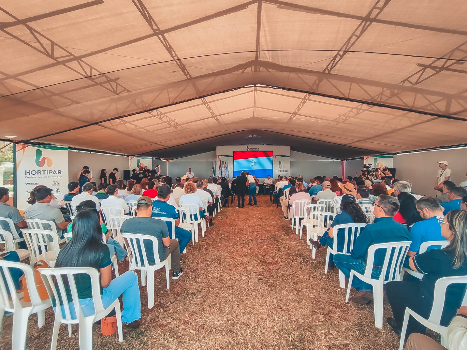 Expoferia Hortipar 2024: Innovación y Aprendizaje para estudiantes de Agronomía