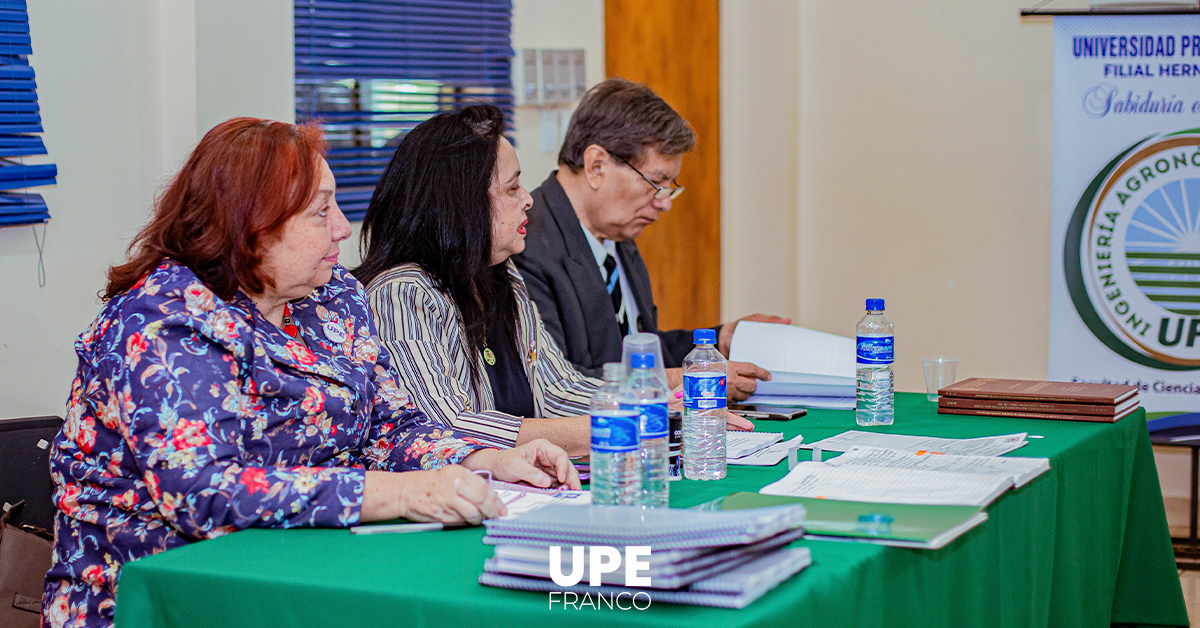 Defensa de Trabajos Finales de Grado en Ingeniería Agronómica: UPE sede Hernandarias