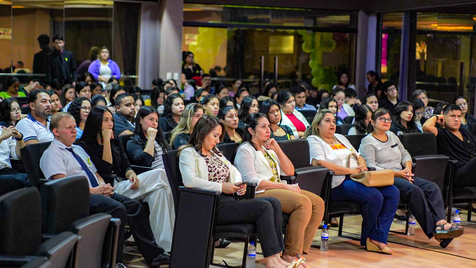 La Mejor Versión de Mí: Conferencia Magistral sobre Salud Mental