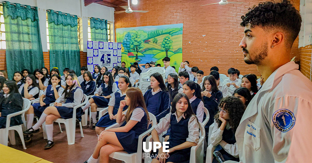 Octubre Verdaderamente Rosa: Prevención del Cáncer en la Escuela San Pedro Apóstol