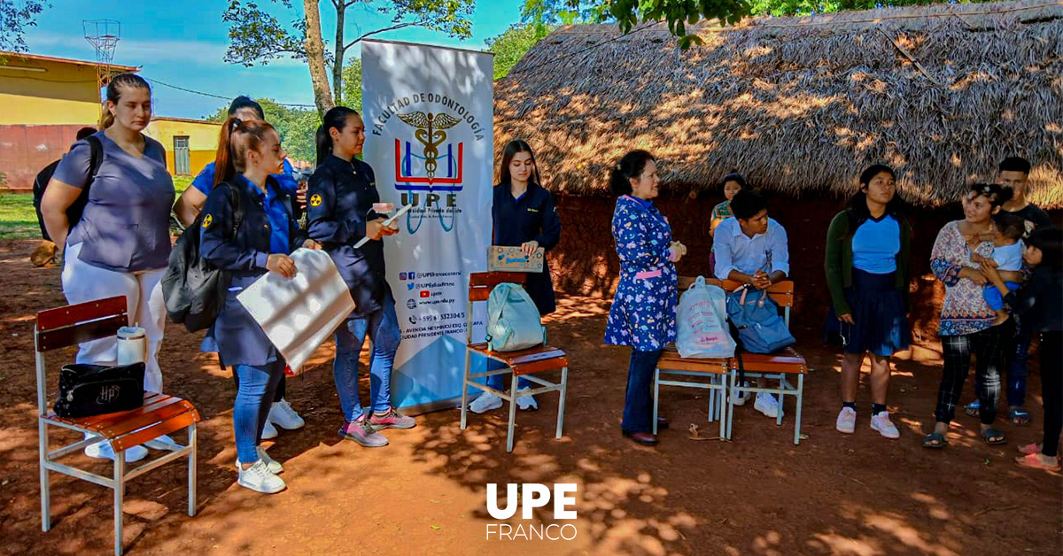 Salud bucodental a comunidad indígena de Puerto Flores