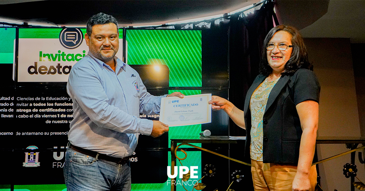 Capacitación de Redacción Técnica para Funcionarios de UPE: Entrega de Certificados