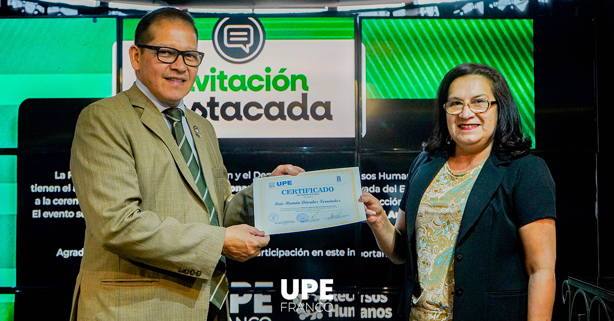 Capacitación de Redacción Técnica para Funcionarios de UPE: Entrega de Certificados