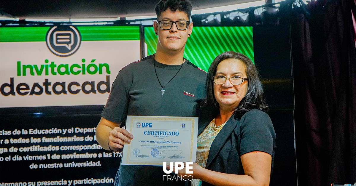 Capacitación de Redacción Técnica para Funcionarios de UPE: Entrega de Certificados