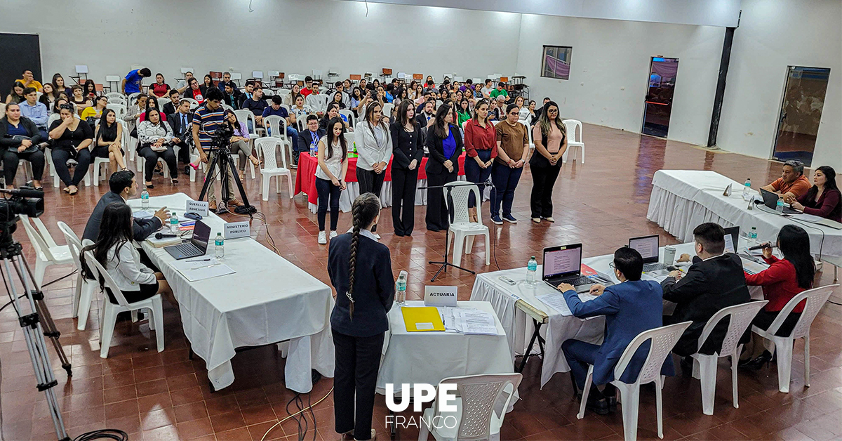 Simulacro de Juicio Oral y Público en UPE Franco