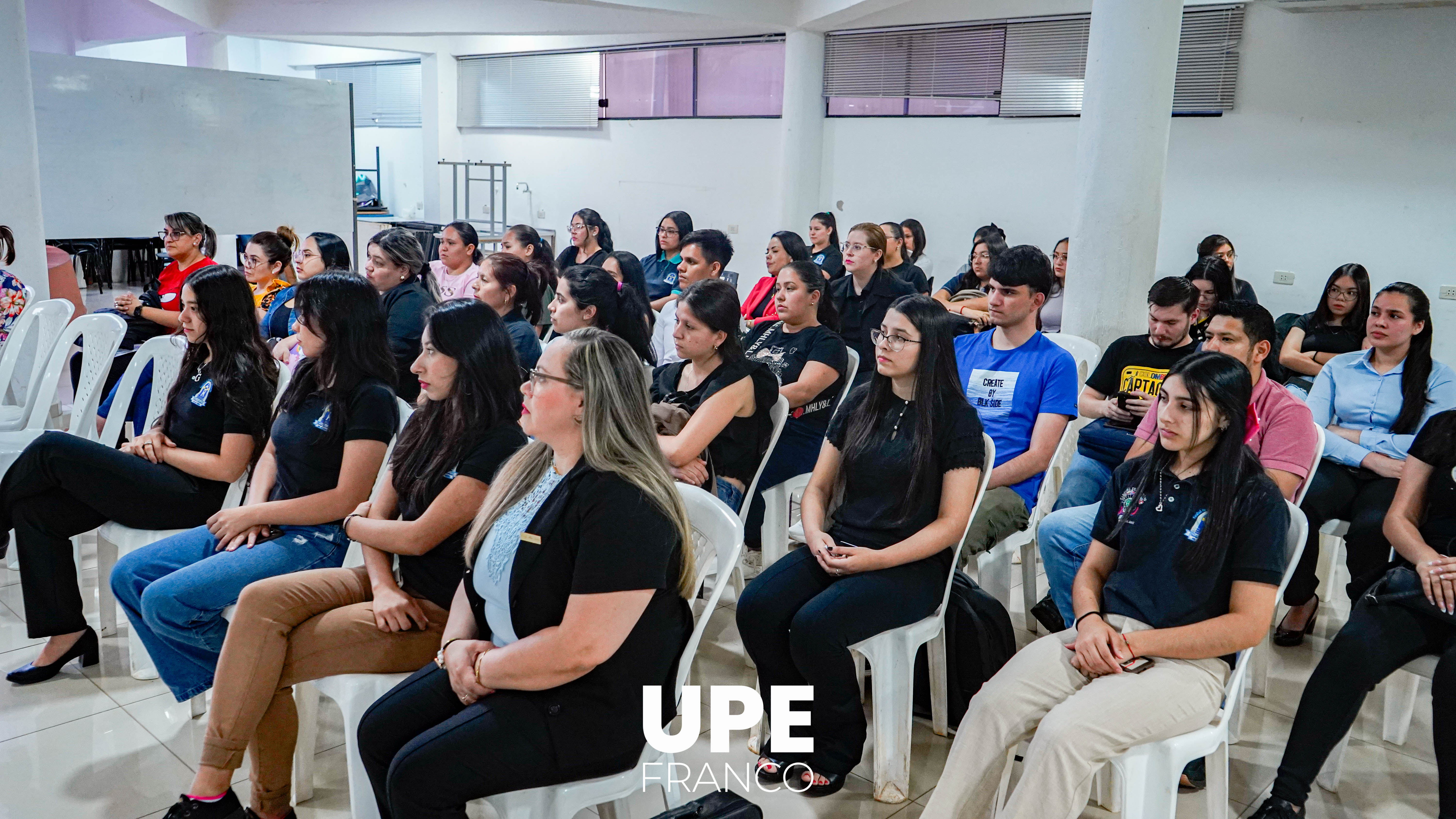 Facultad de Ciencias de la Educación de la UPE Establece Convenio con Escuela San Pedro Apóstol