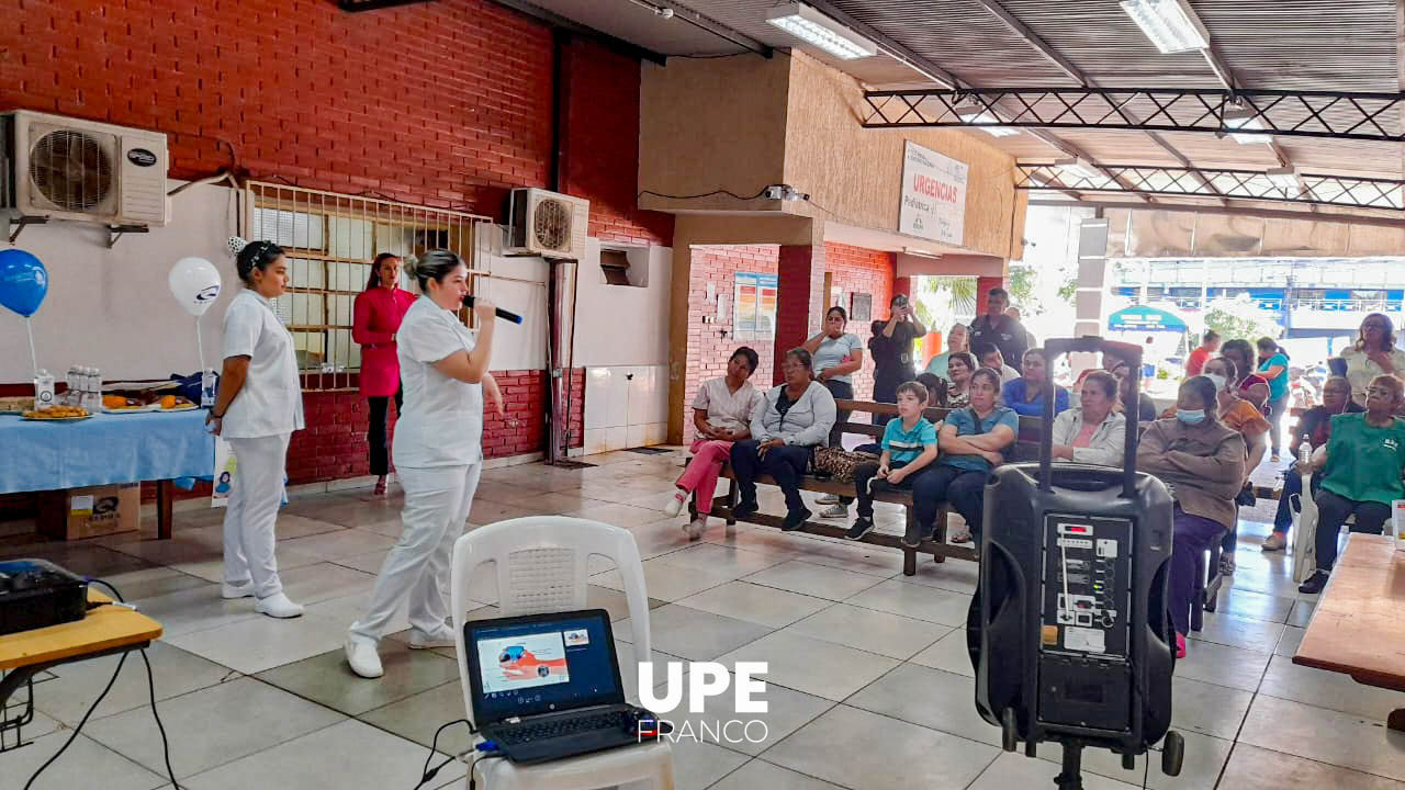 Estudiantes de Enfermería ofrecen Charla Informativa sobre el Pie Diabético