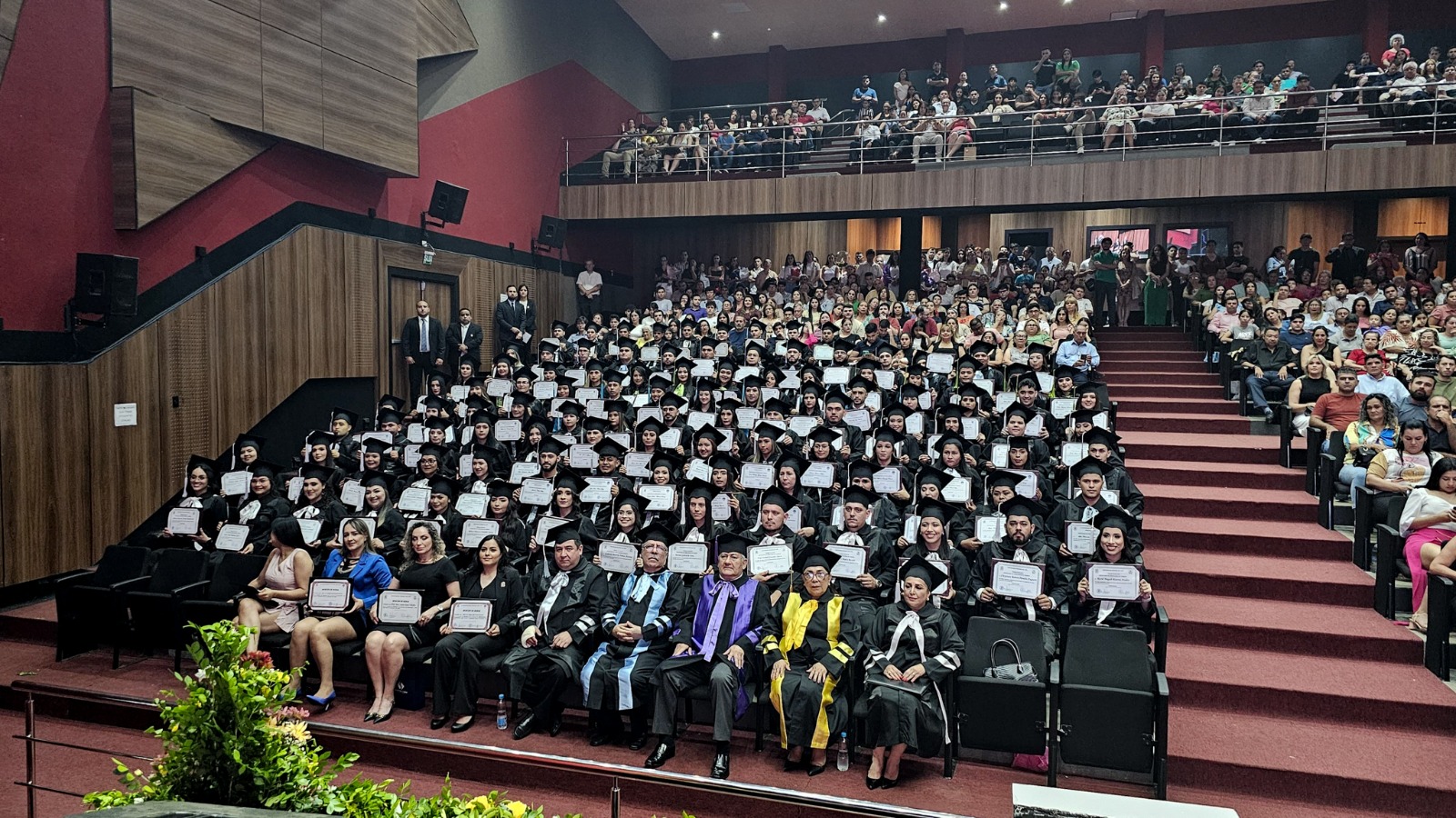 Ceremonia de Graduación: UPE Franco