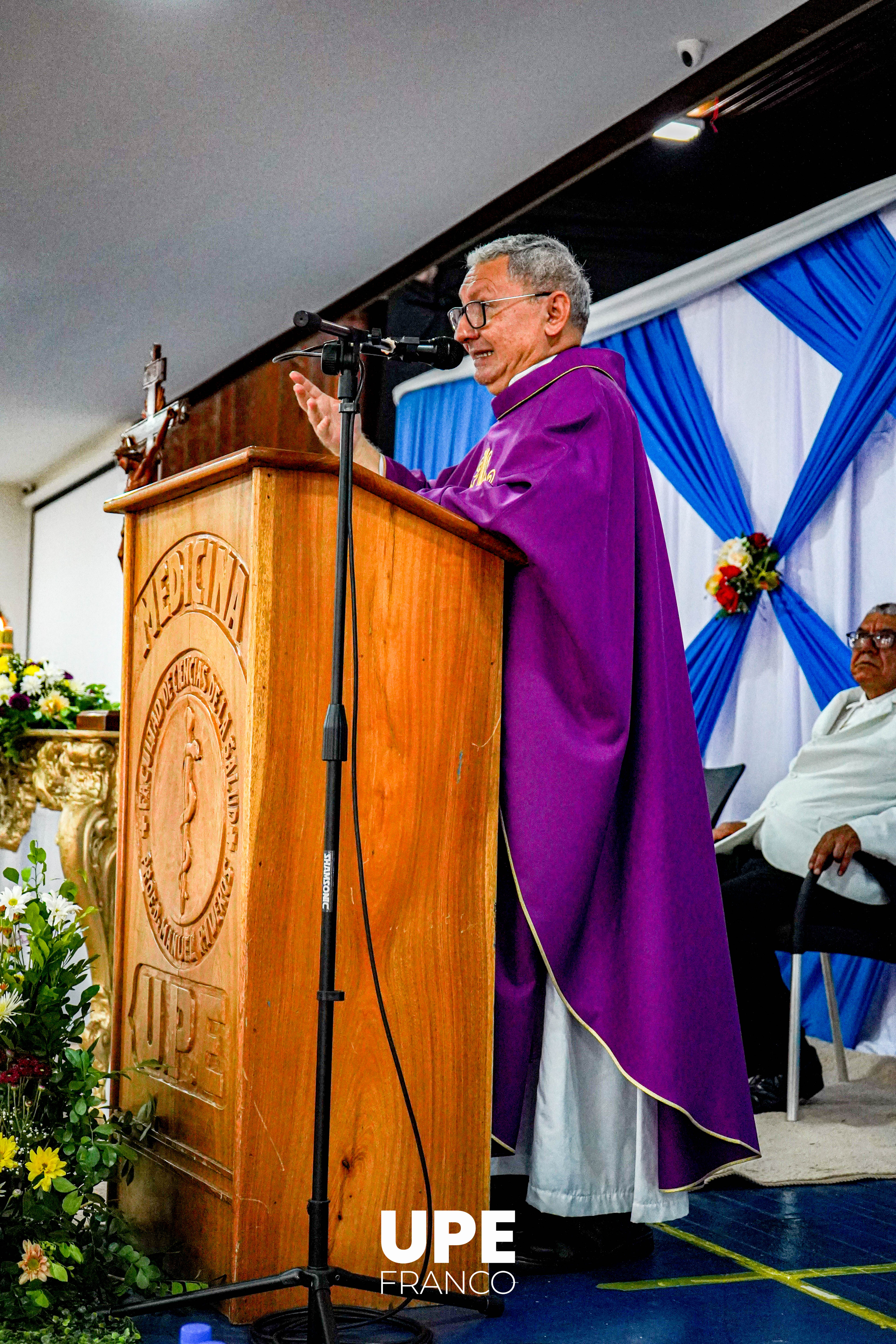 UPE Celebra la Fe: Misa Cantada en Honor a la Virgen de Caacupé