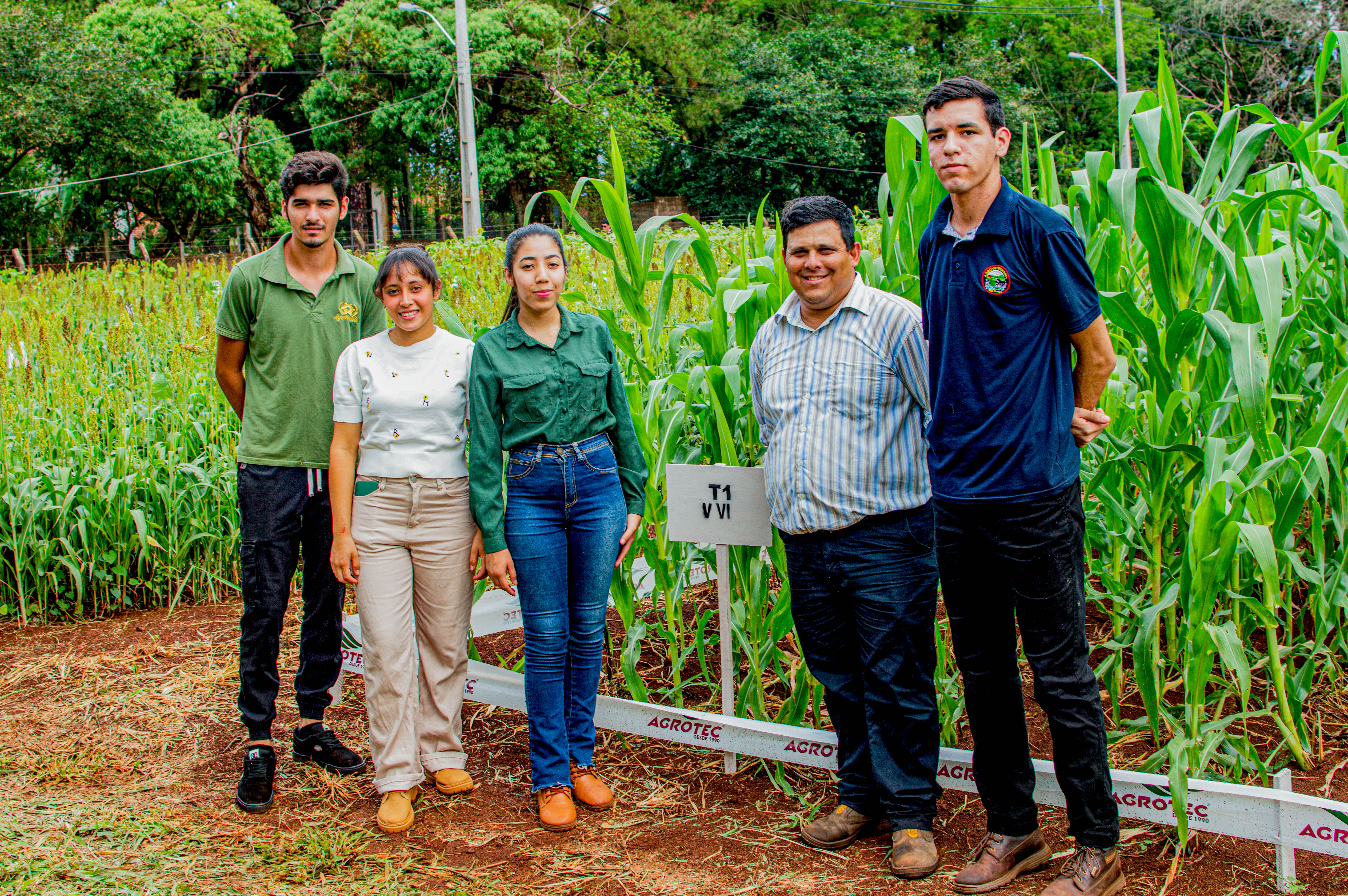 Exitoso día de Campo por estudiantes de Agronomía: UPE Minga Guazú