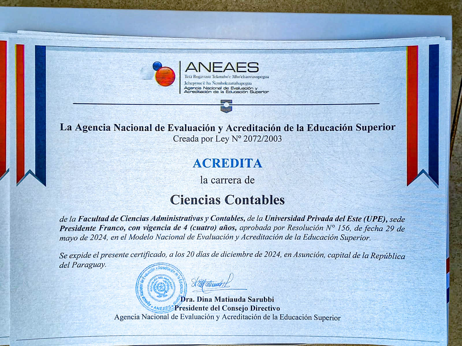 Acreditación por la ANEAES: Entrega de Certificado para Administración de Empresas y Ciencias Contables