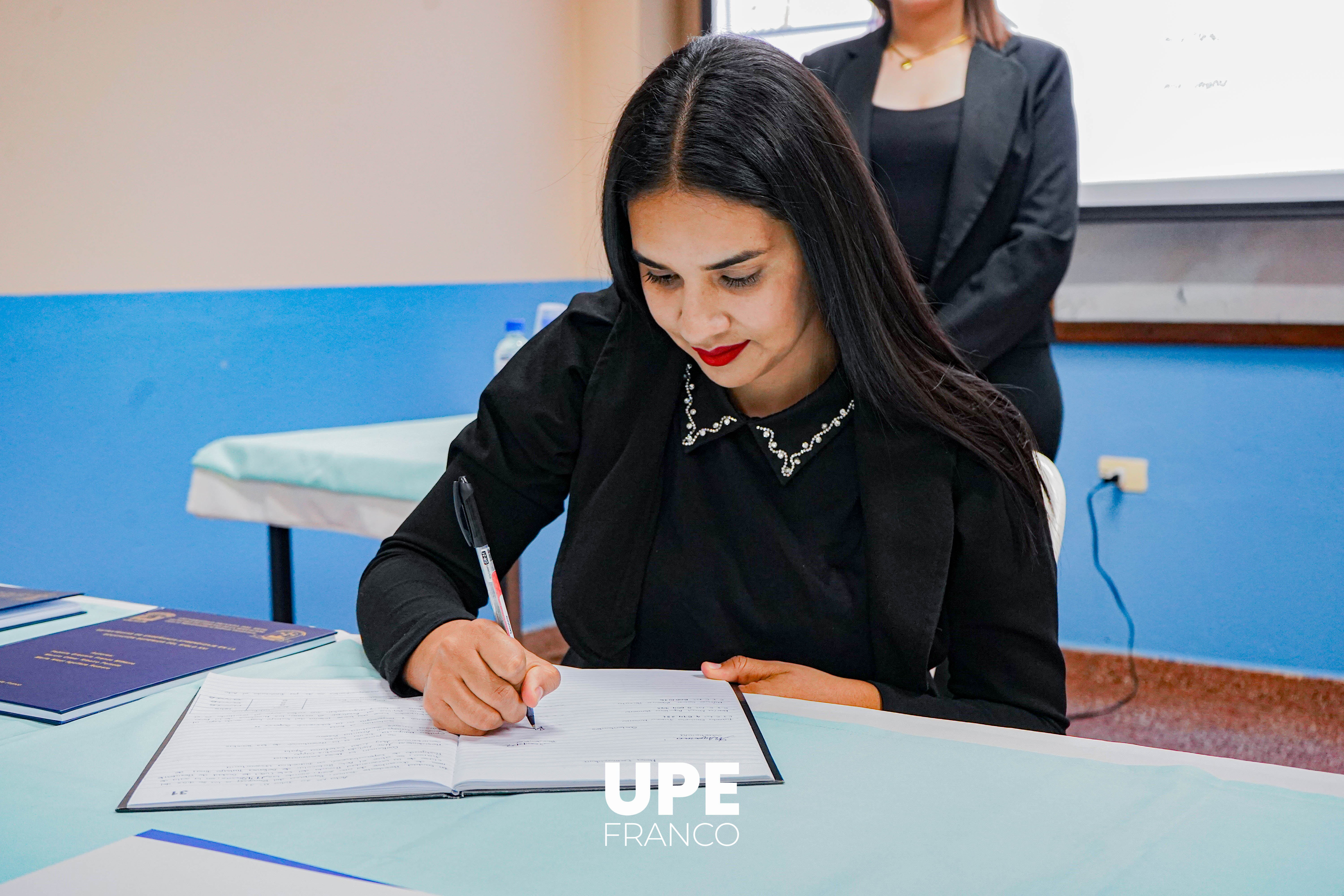 Culminación de Posgrado en Didáctica Universitaria: Formando Líderes del Futuro