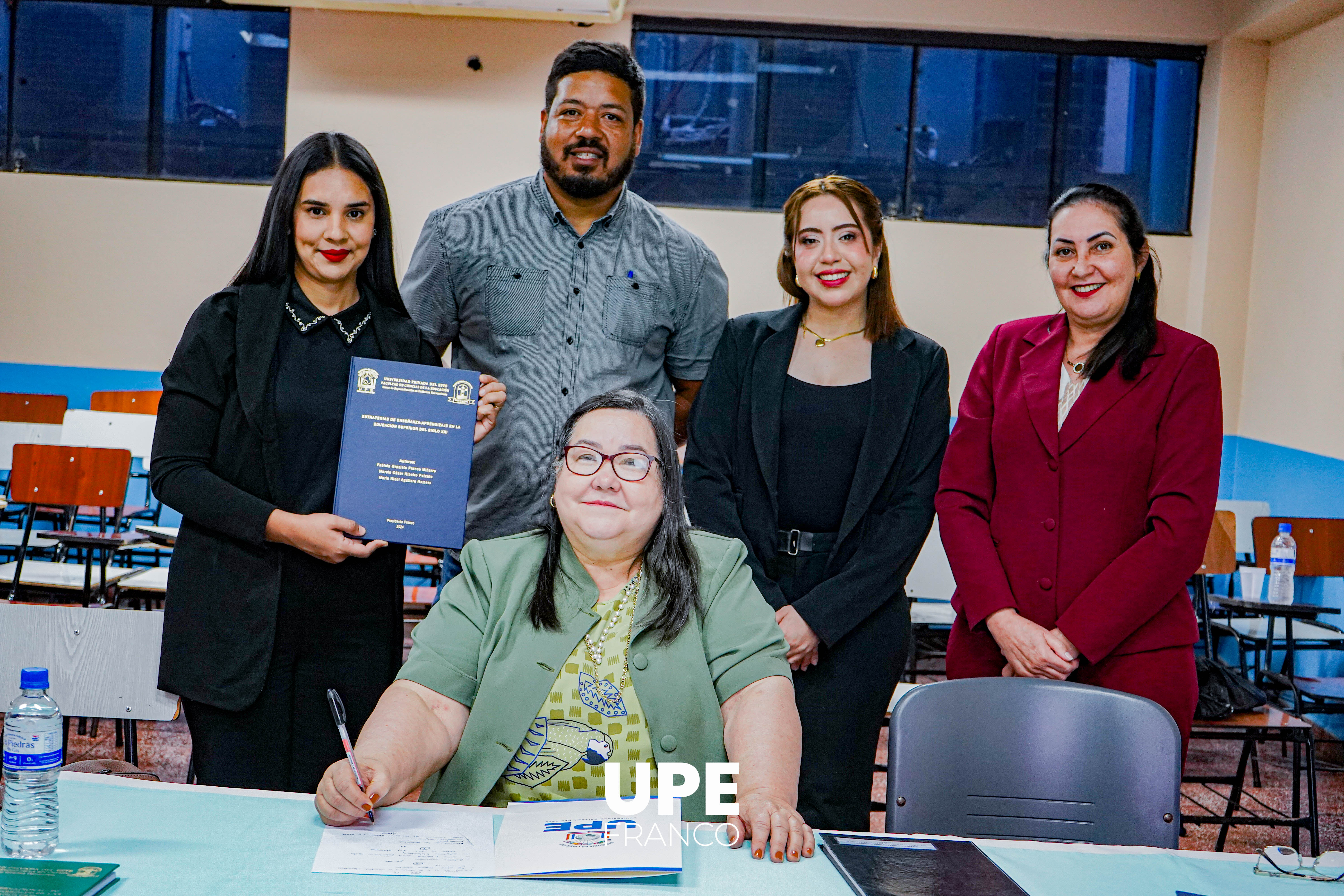 Culminación de Posgrado en Didáctica Universitaria: Formando Líderes del Futuro