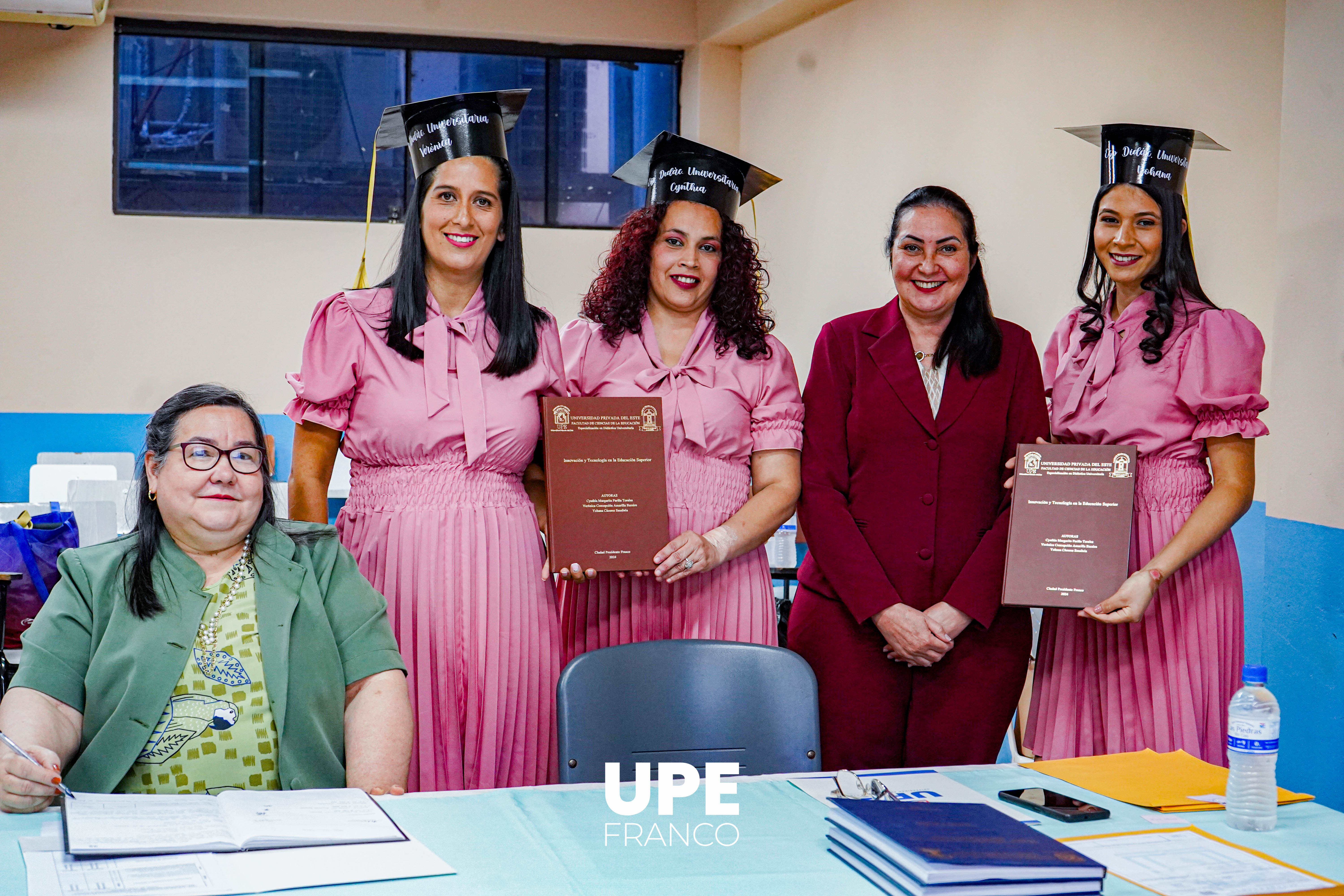 Culminación de Posgrado en Didáctica Universitaria: Formando Líderes del Futuro