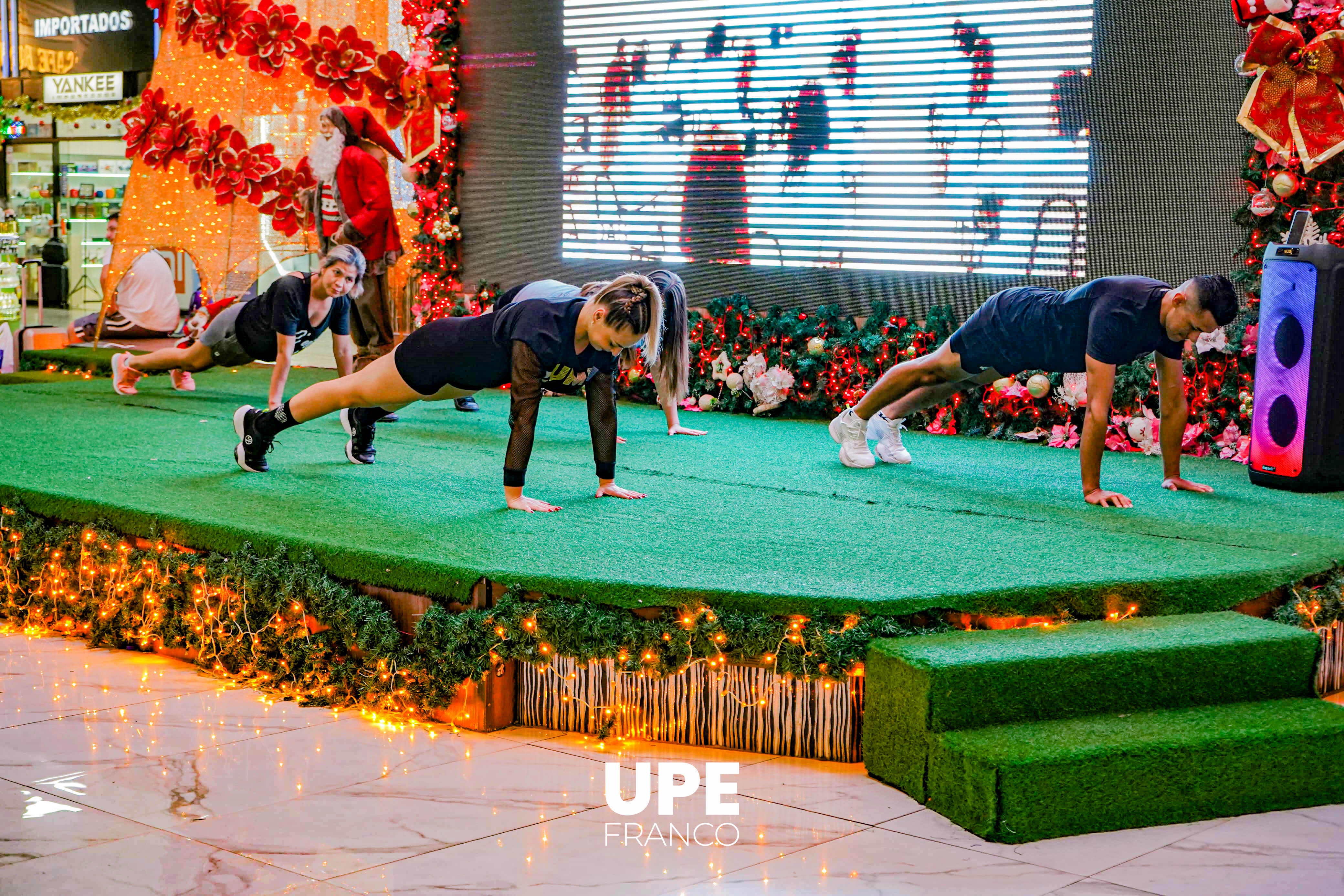 Movement Fitness UPE Franco: Zumba y Bienestar en el Shopping París