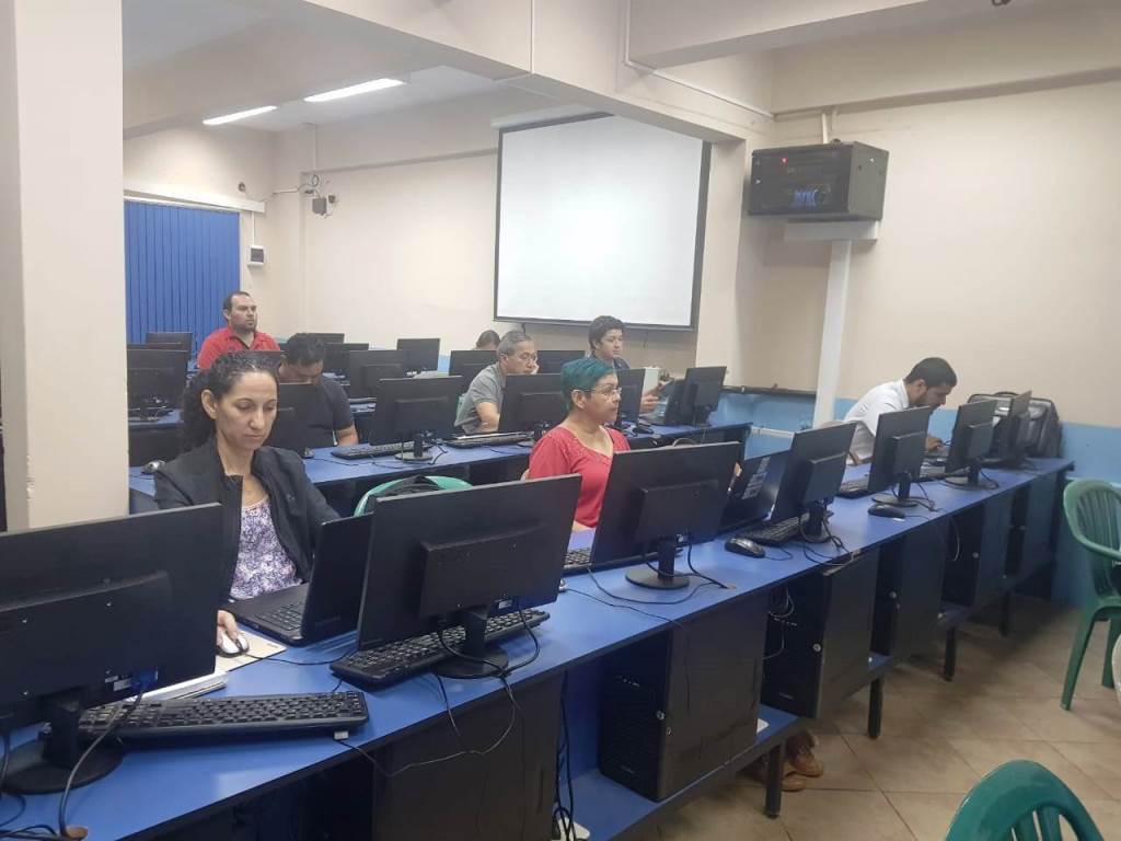 Curso de Actualización Docente "Planificación y Evaluación"