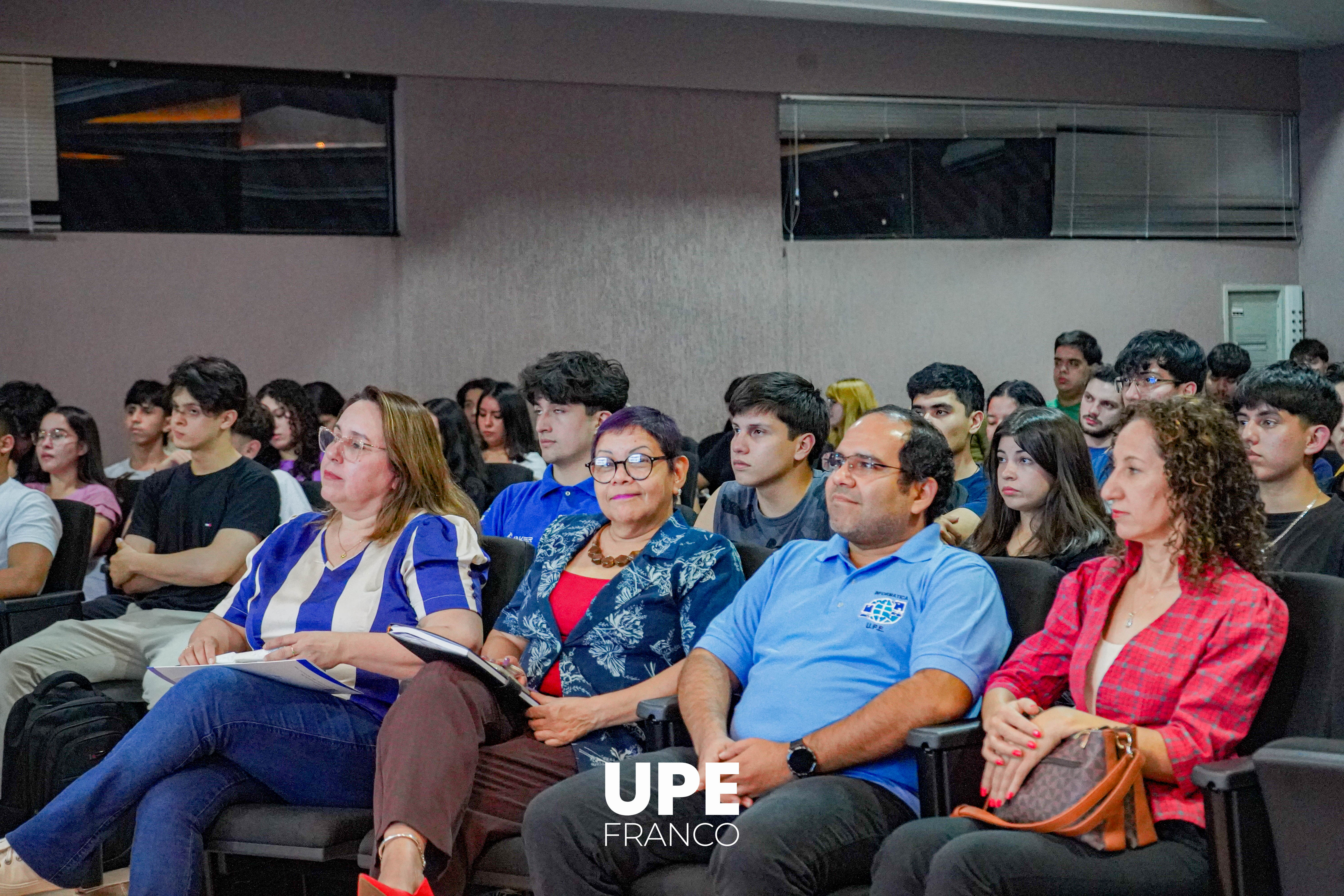 Jornada de Inducción: UPE Franco da la Bienvenida a los estudiantes de Ciencias de la Informática