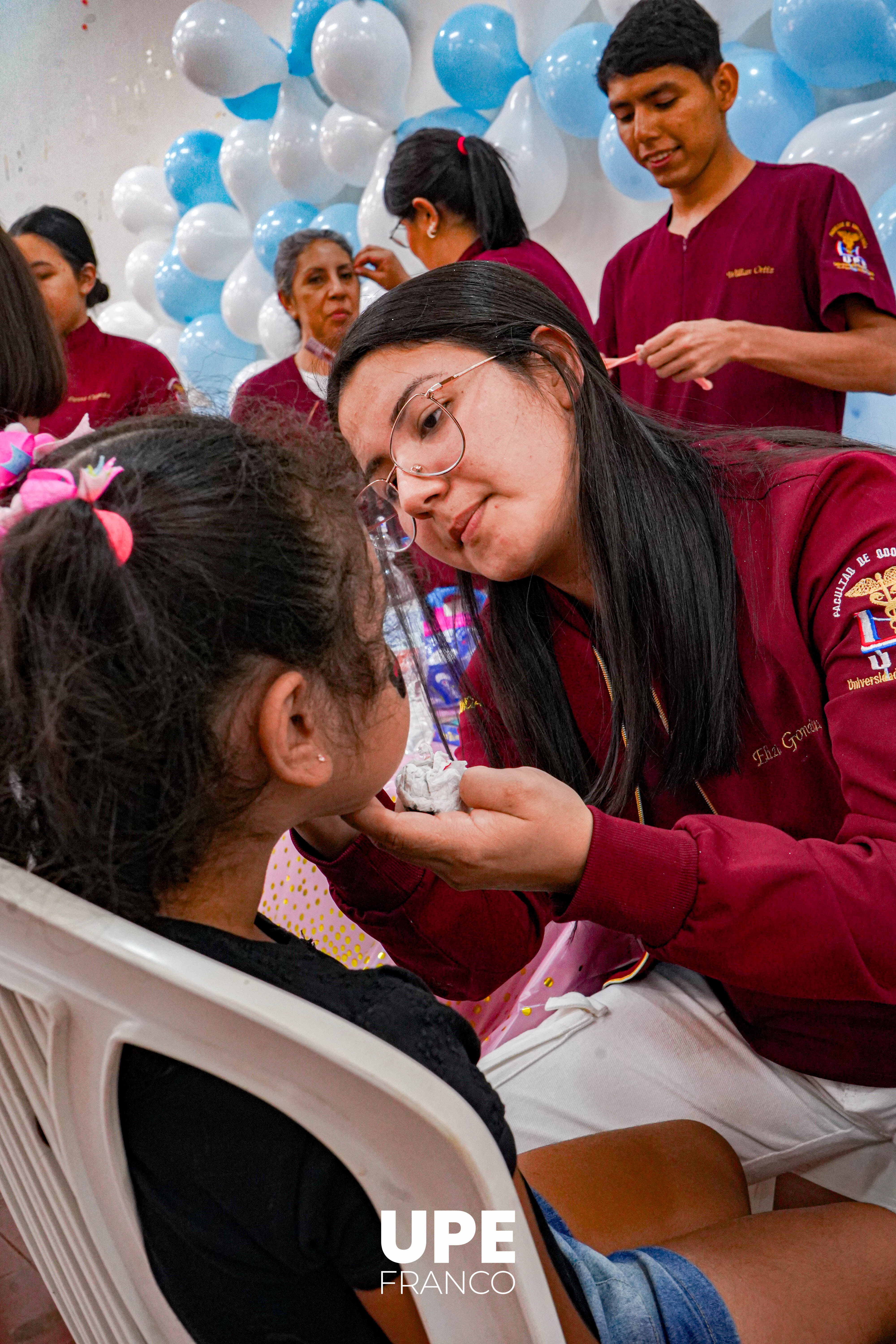 Día Mundial de la Salud Bucodental: Evento educativo y preventivo en la UPE FRANCO