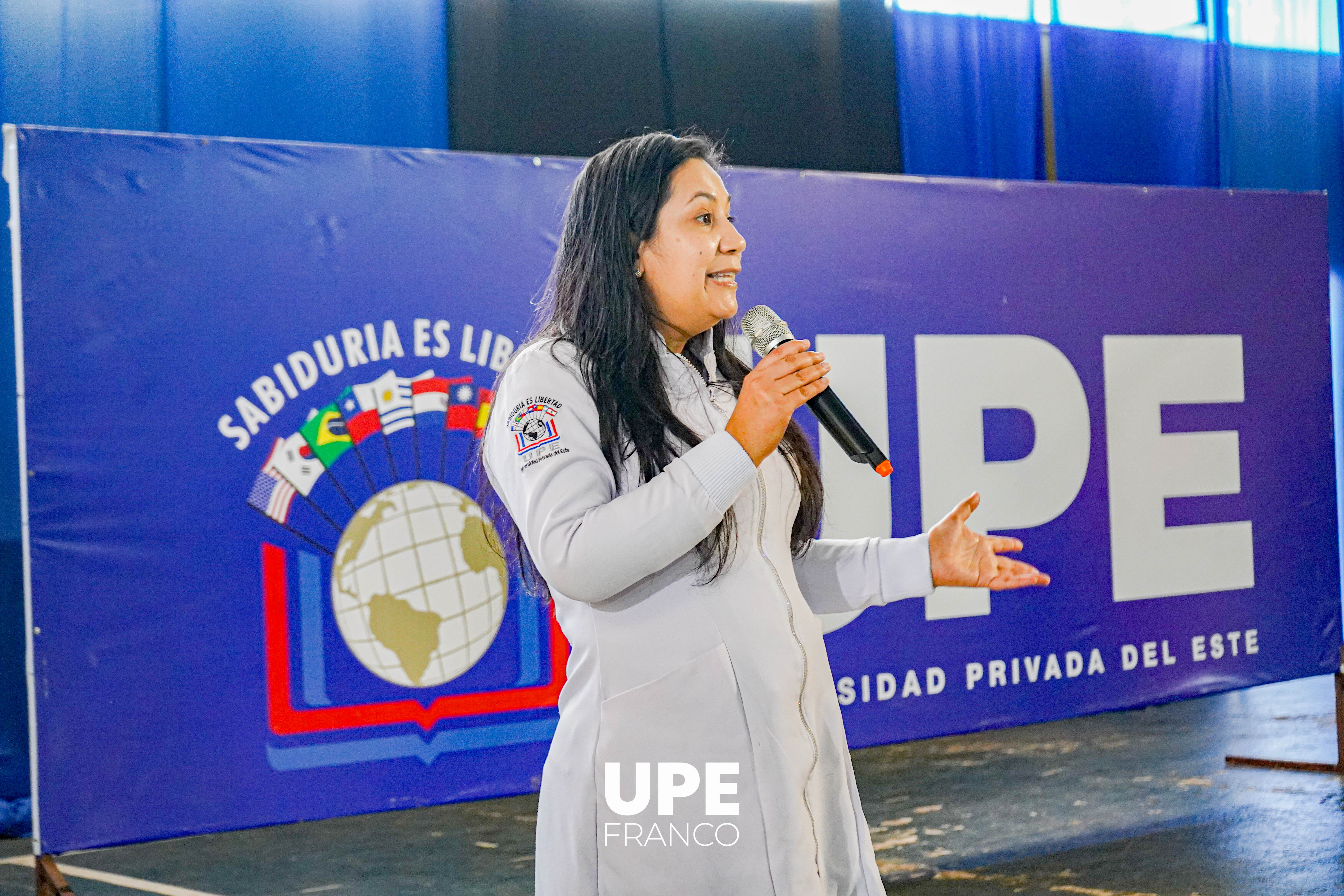 UPE FRANCO da la bienvenida a sus nuevos estudiantes de Medicina: Inducción y Ceremonia del Chaleco