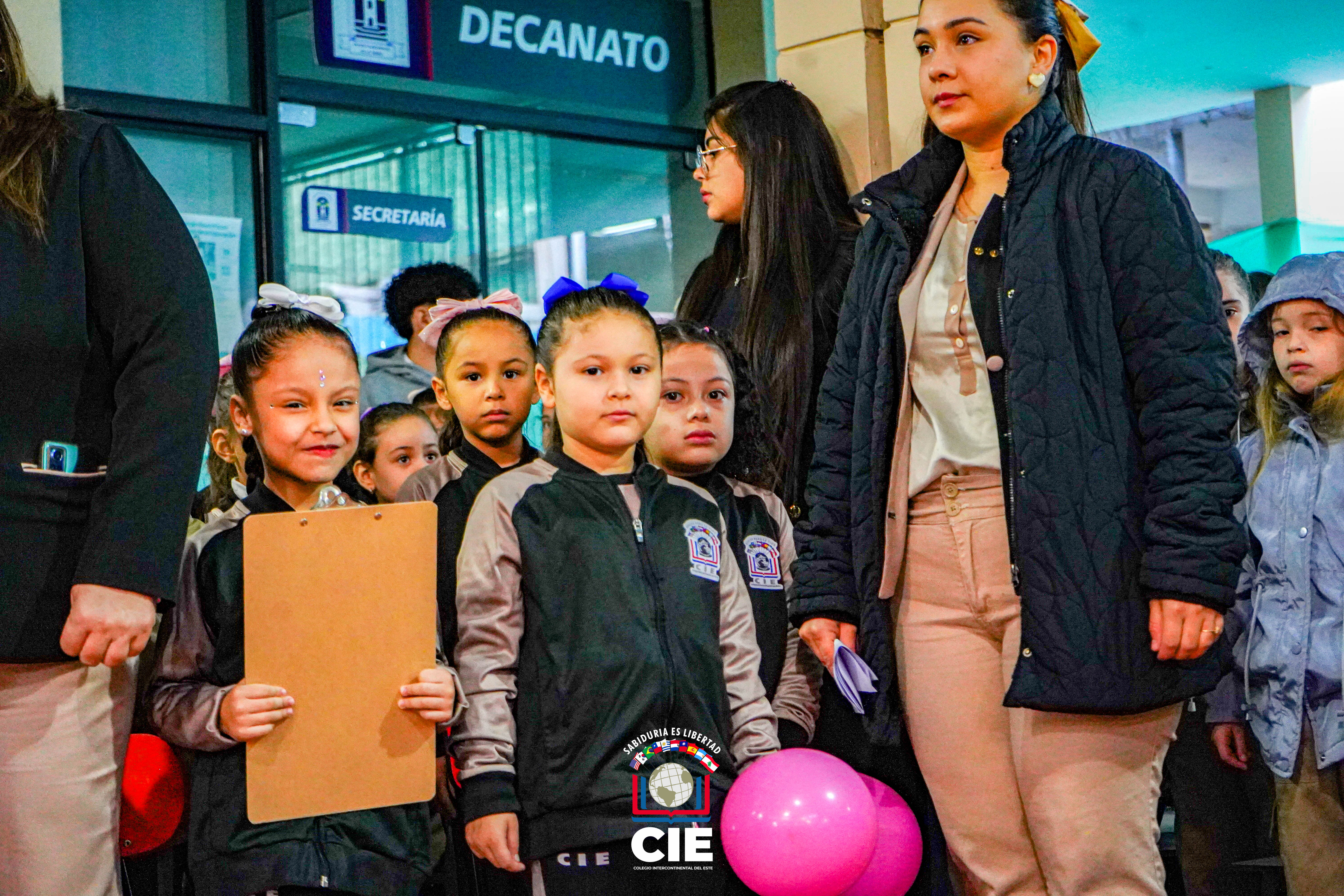 Acto de Homenaje por el Día del Maestro en el Colegio Intercontinental del Este