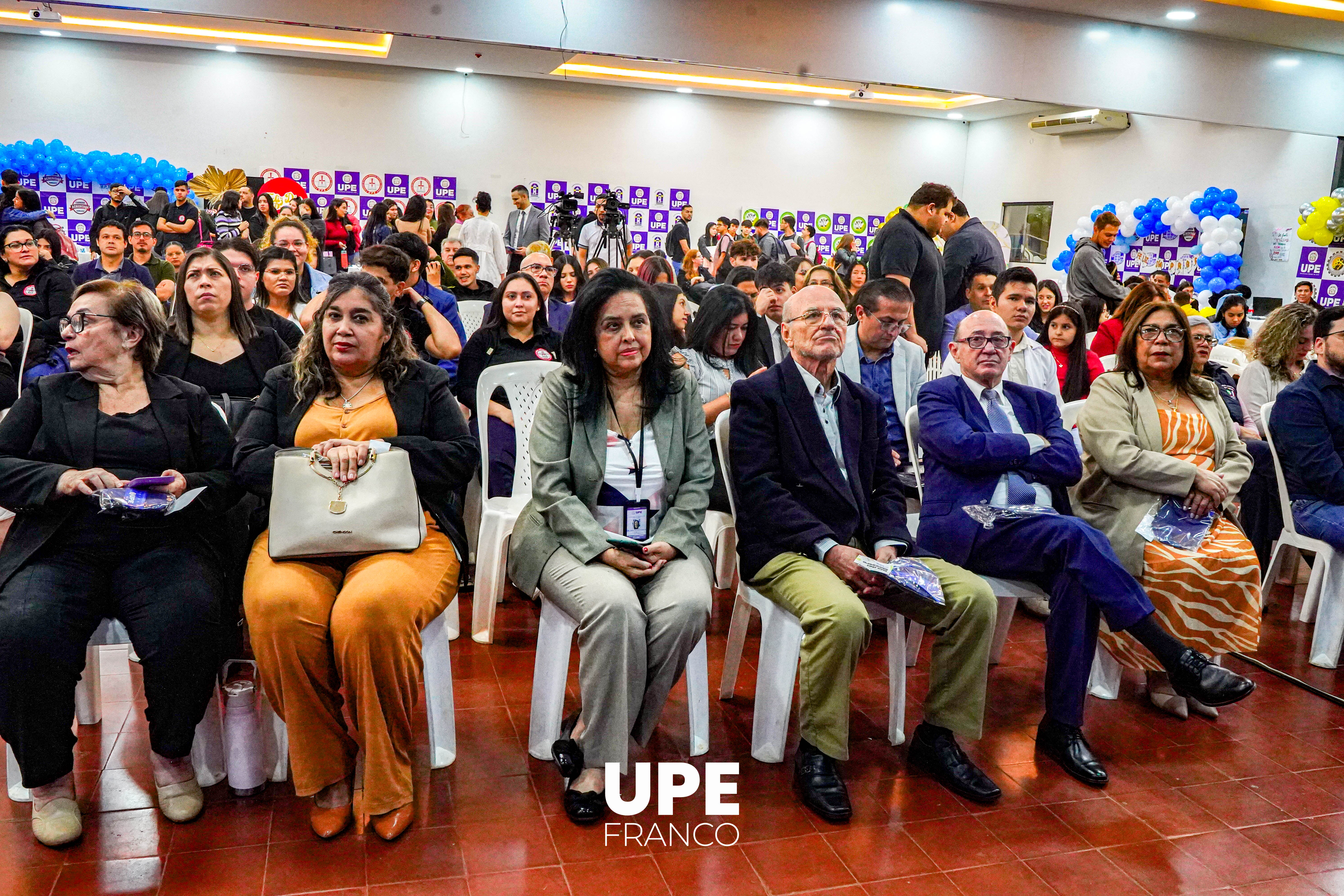 Día del Maestro: UPE Franco celebra la dedicación y entrega de sus docentes