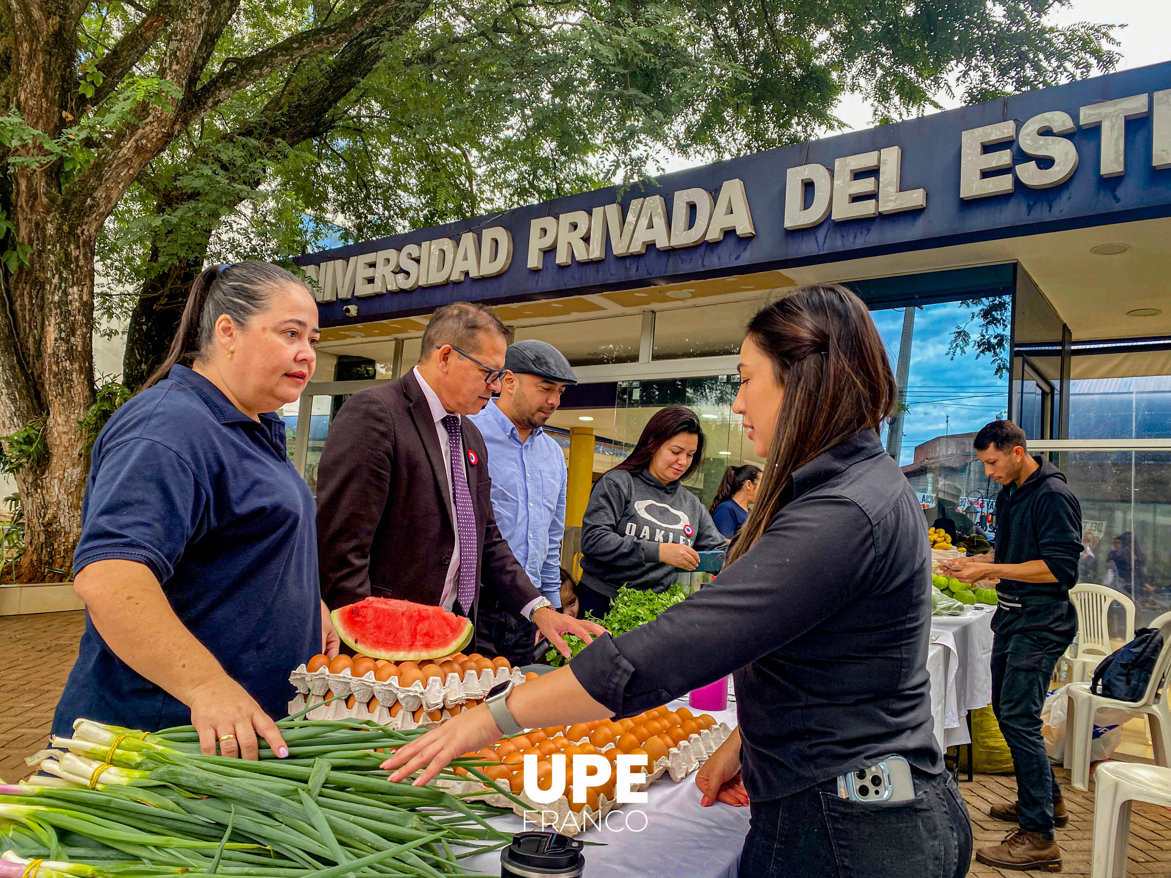 Feria hortigranjera en UPE FRANCO: Formación práctica y vínculo comunitario