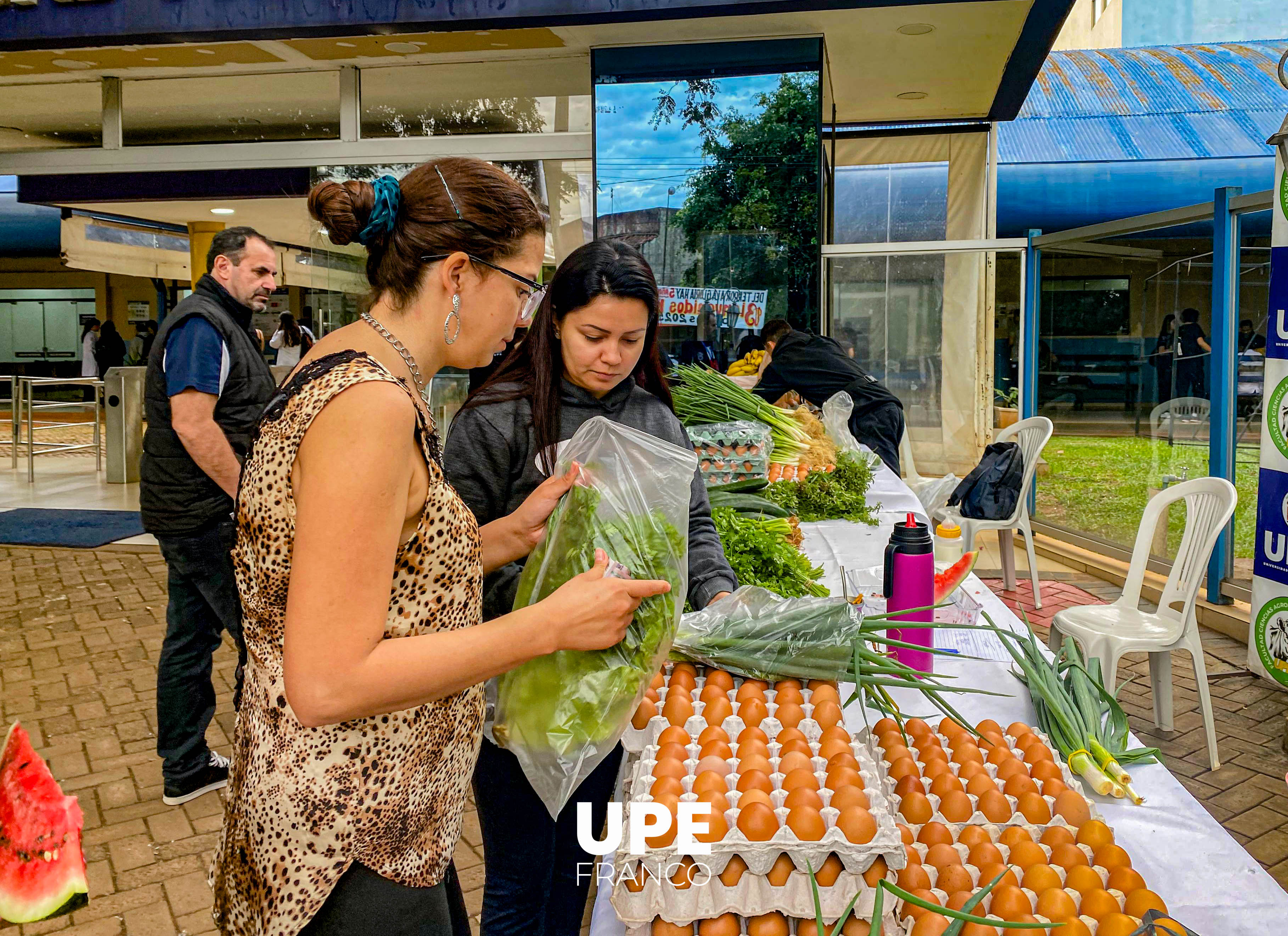 Feria hortigranjera en UPE FRANCO: Formación práctica y vínculo comunitario