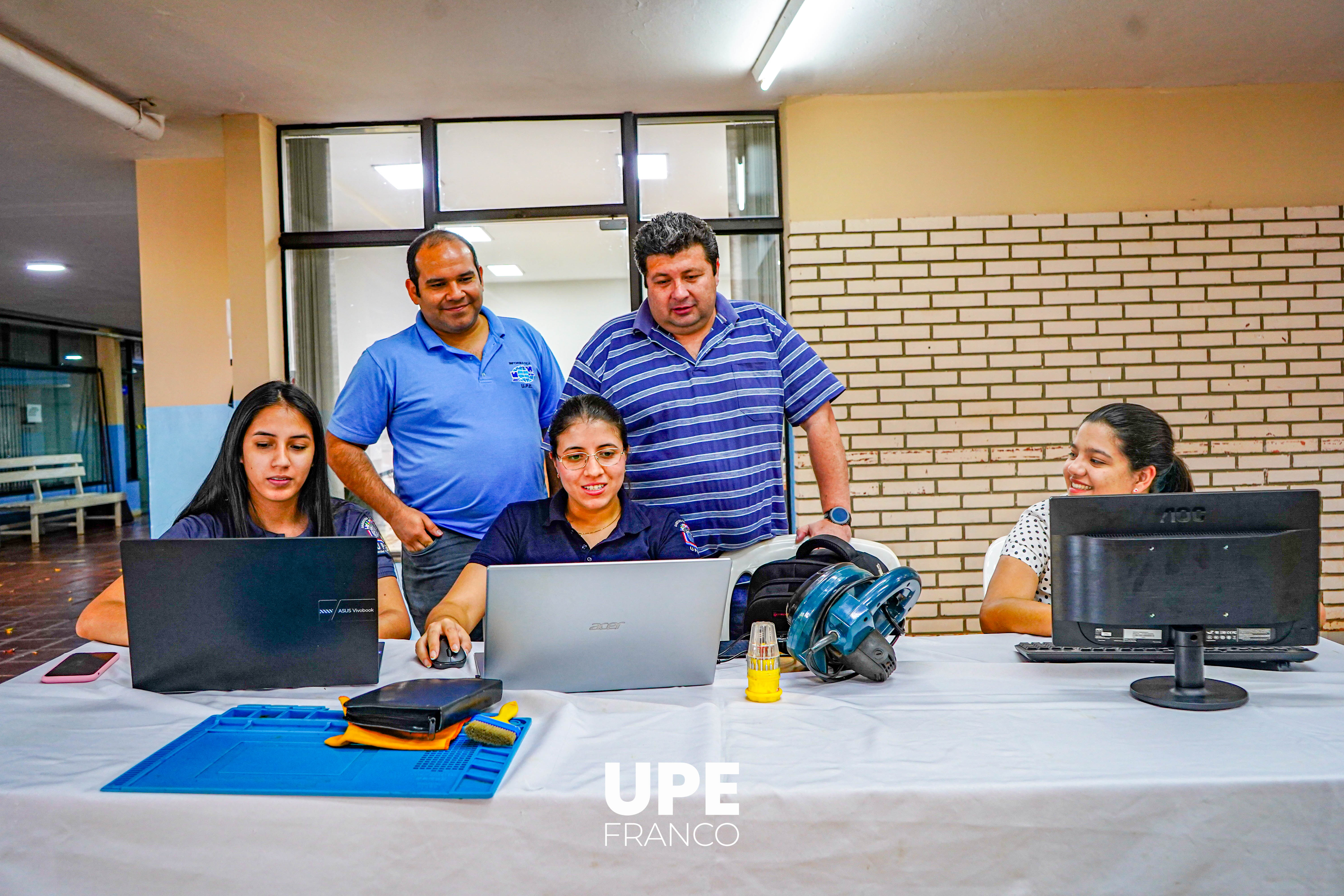 Consultoría Informática Gratuita en UPE Franco