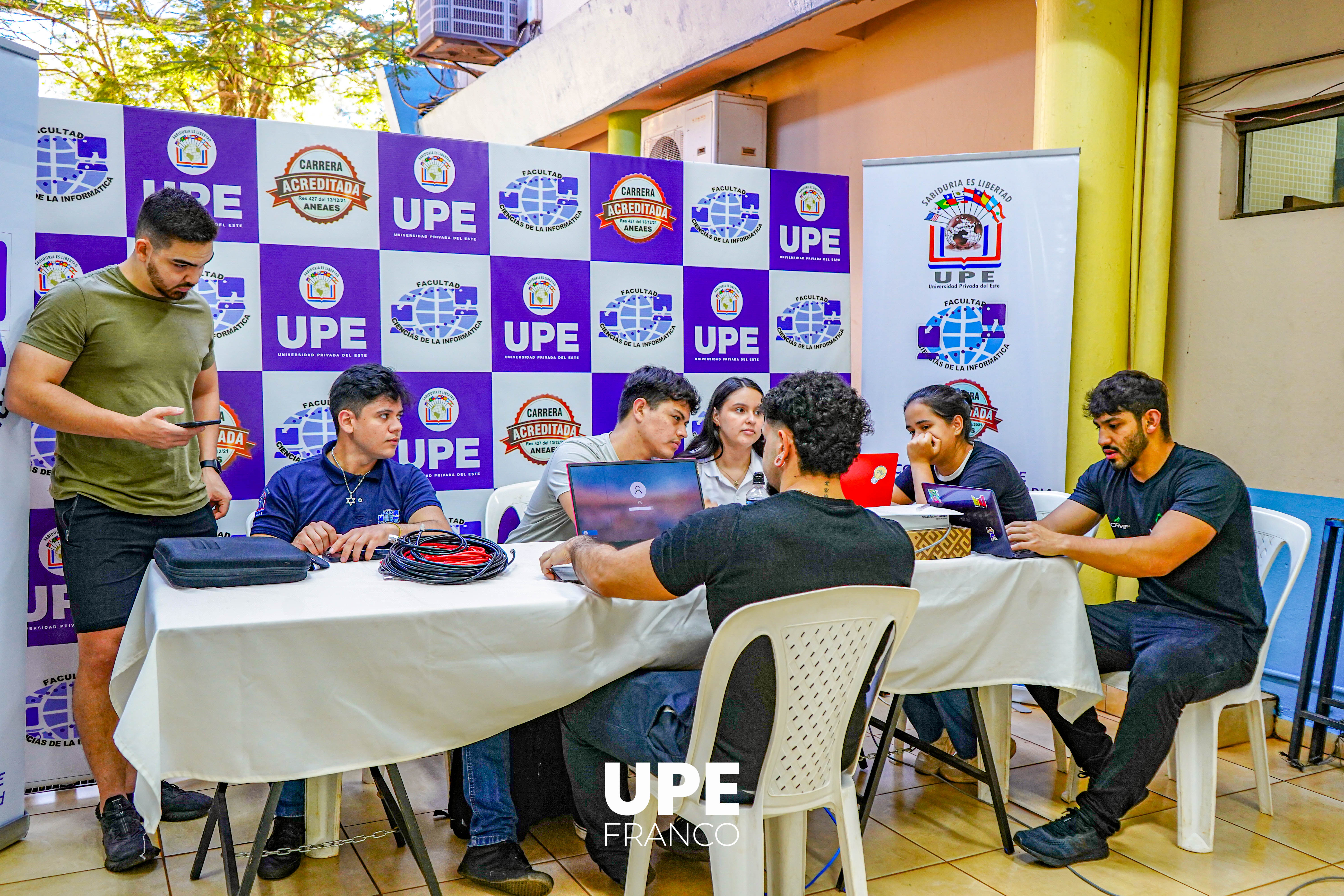 Consultoría Informática Gratuita en UPE Franco