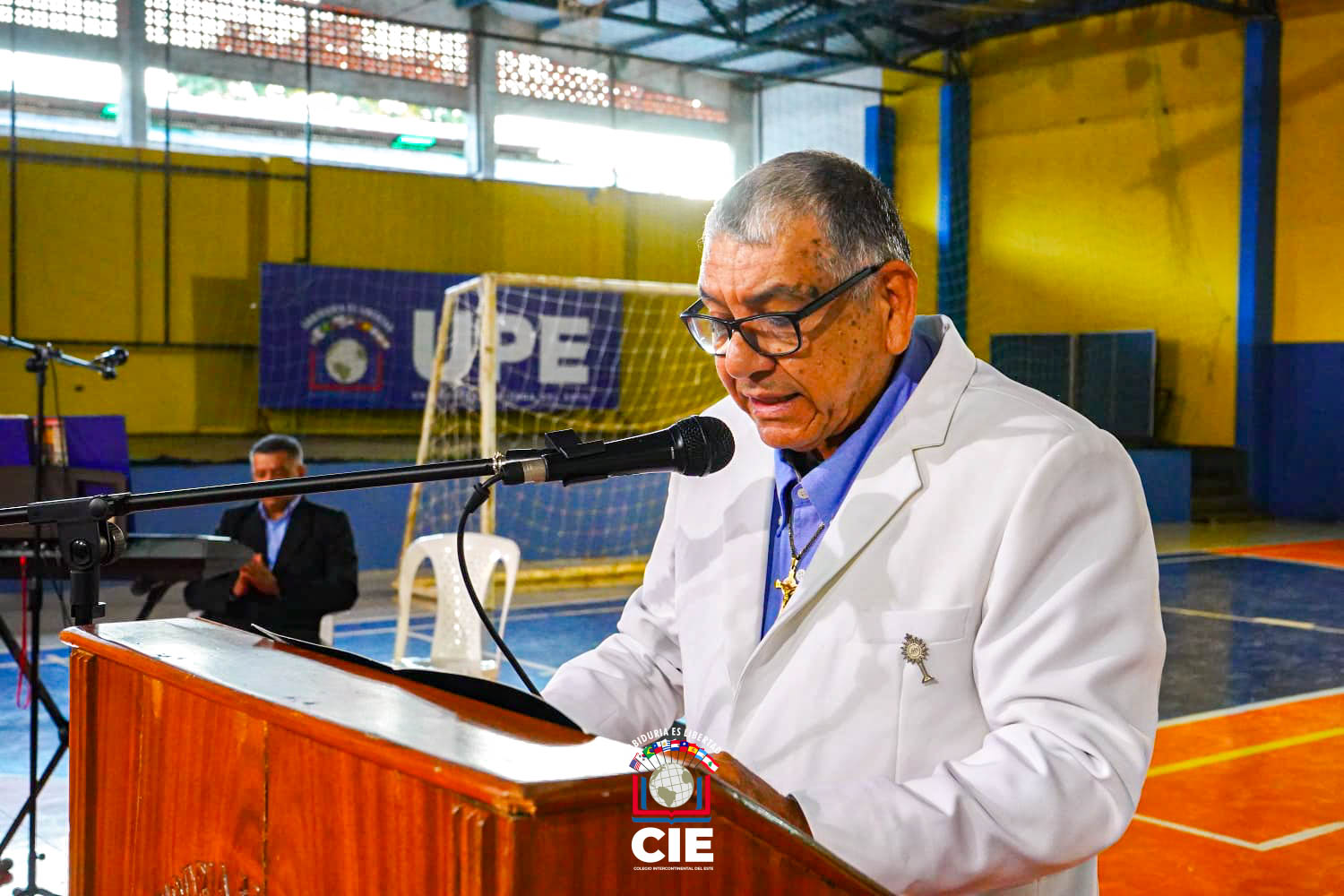 Celebración del Día de la Madre en el Colegio Intercontinental del Este: Misa, arte y gratitud