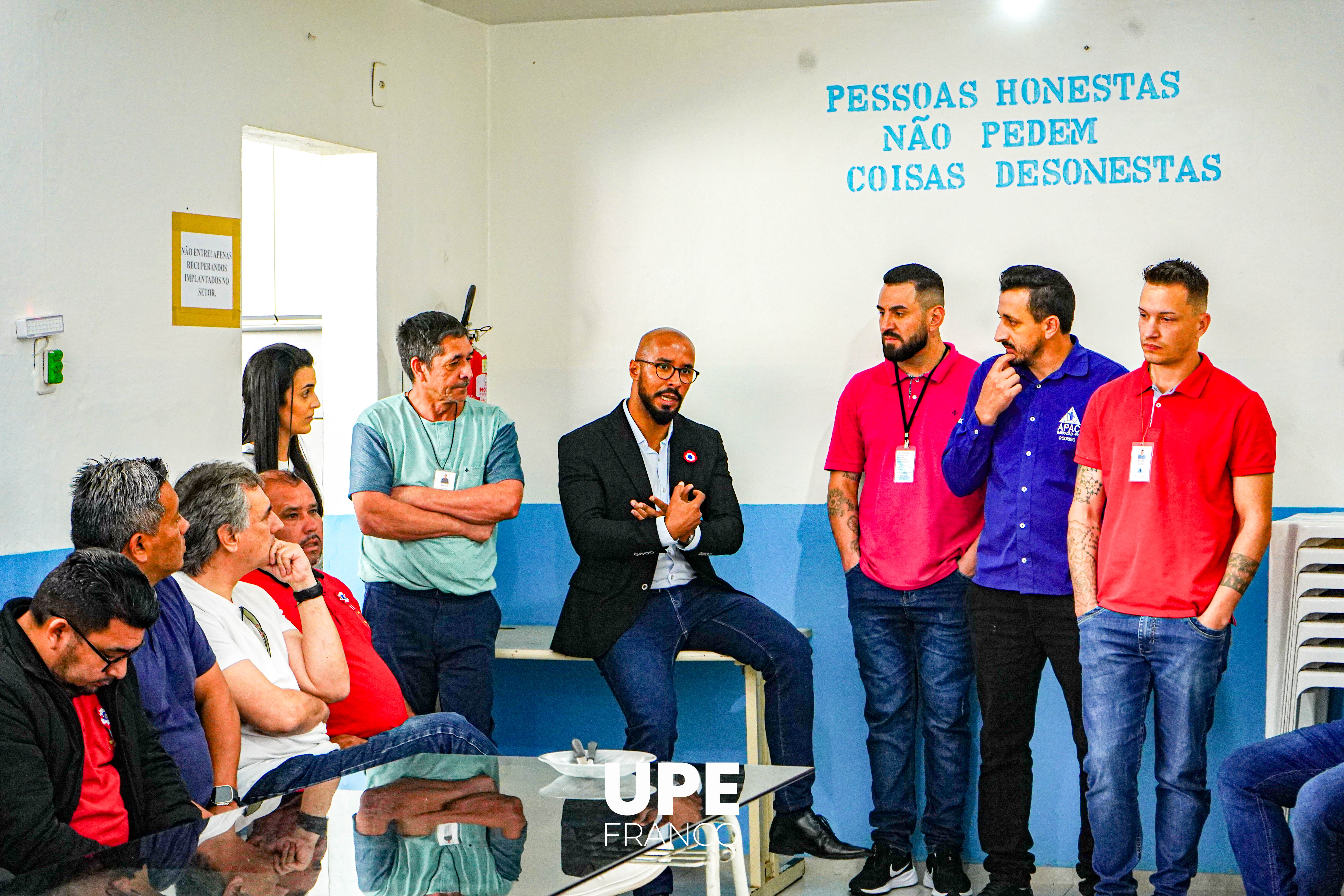Estudiantes de Derecho UPE visitan el Centro de Reclusión APAC de Brasil