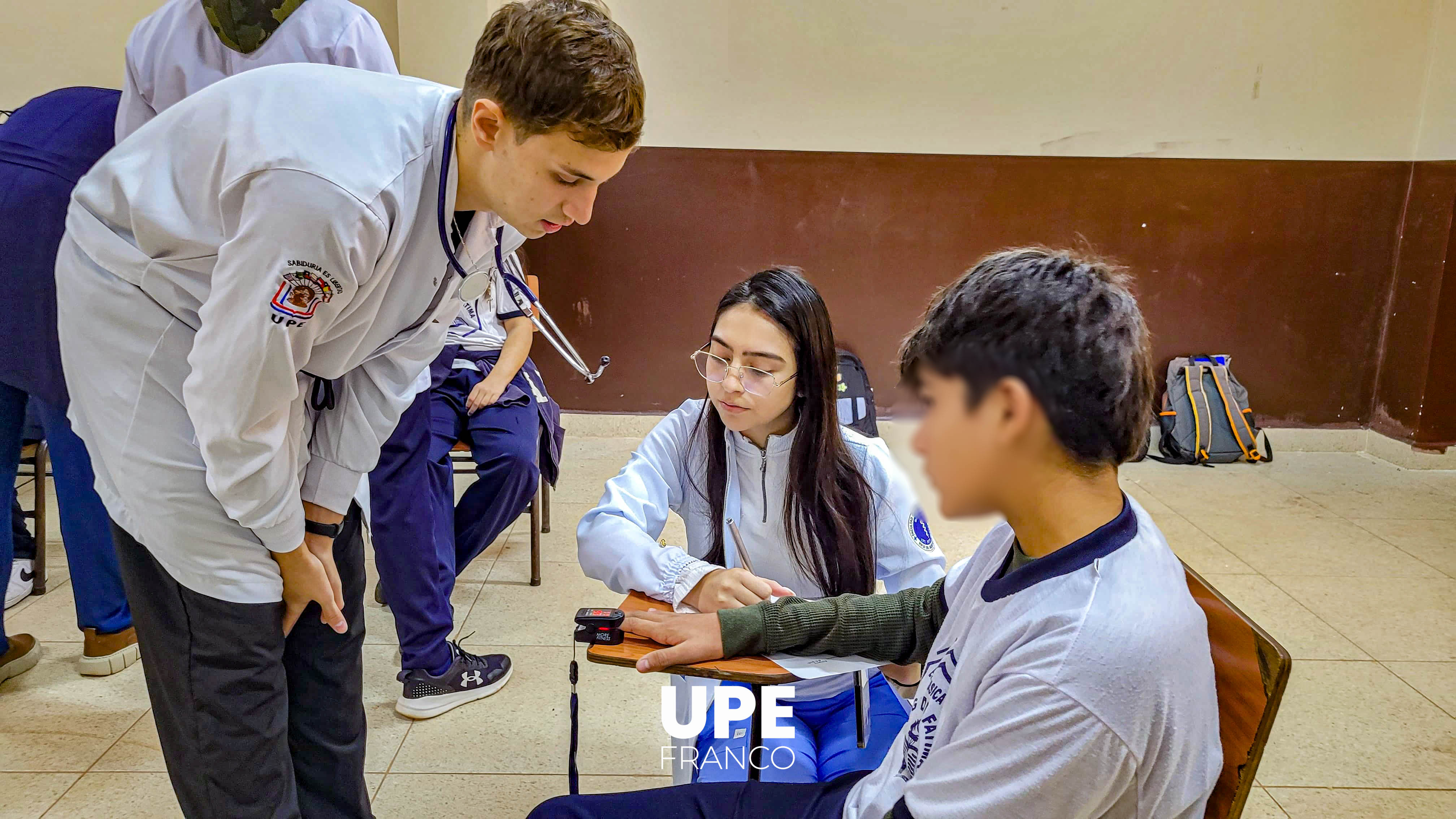 Estudiantes de Medicina realizaron inspección médica en la Escuela Virgen de Fátima
