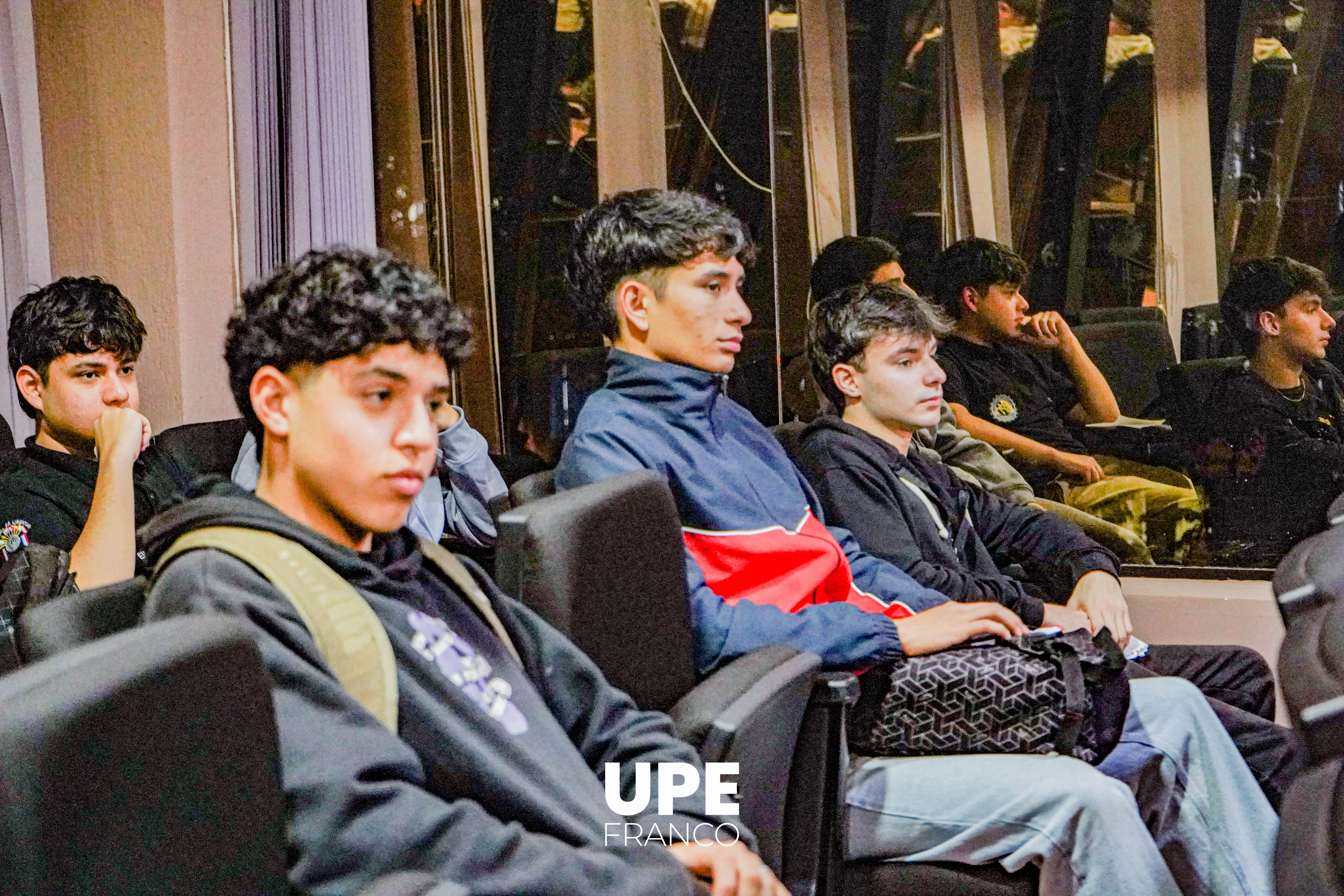 Charla sobre Salud Mental y Bienestar Universitario